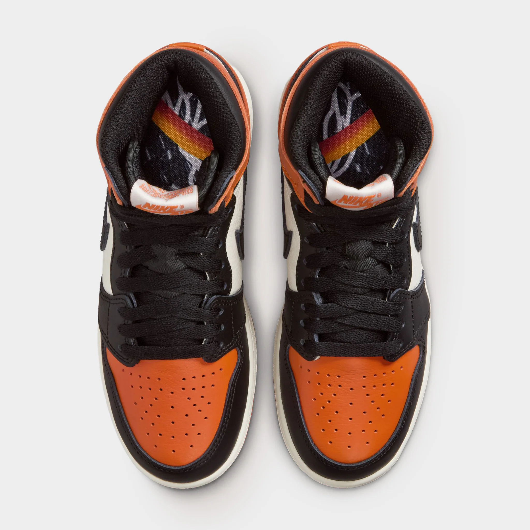 Jordan 1 Retro High OG GS Black / Sail - Starfish - Image 5