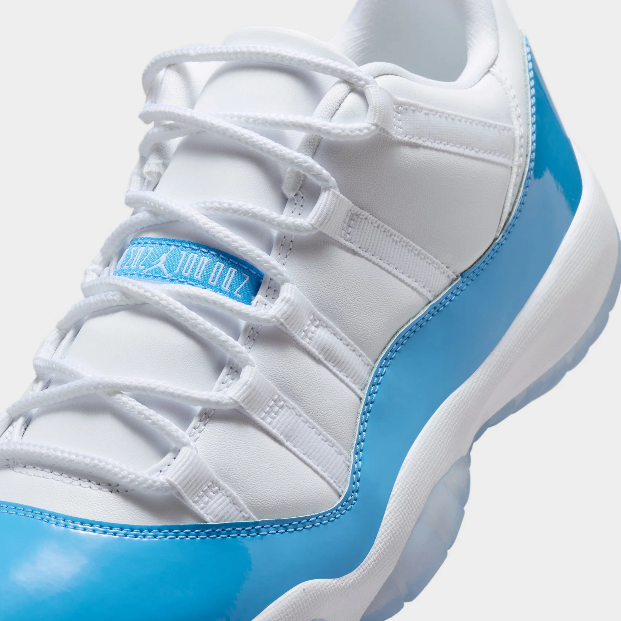 Jordan 11 Retro Low White / University Blue - Black - Image 3