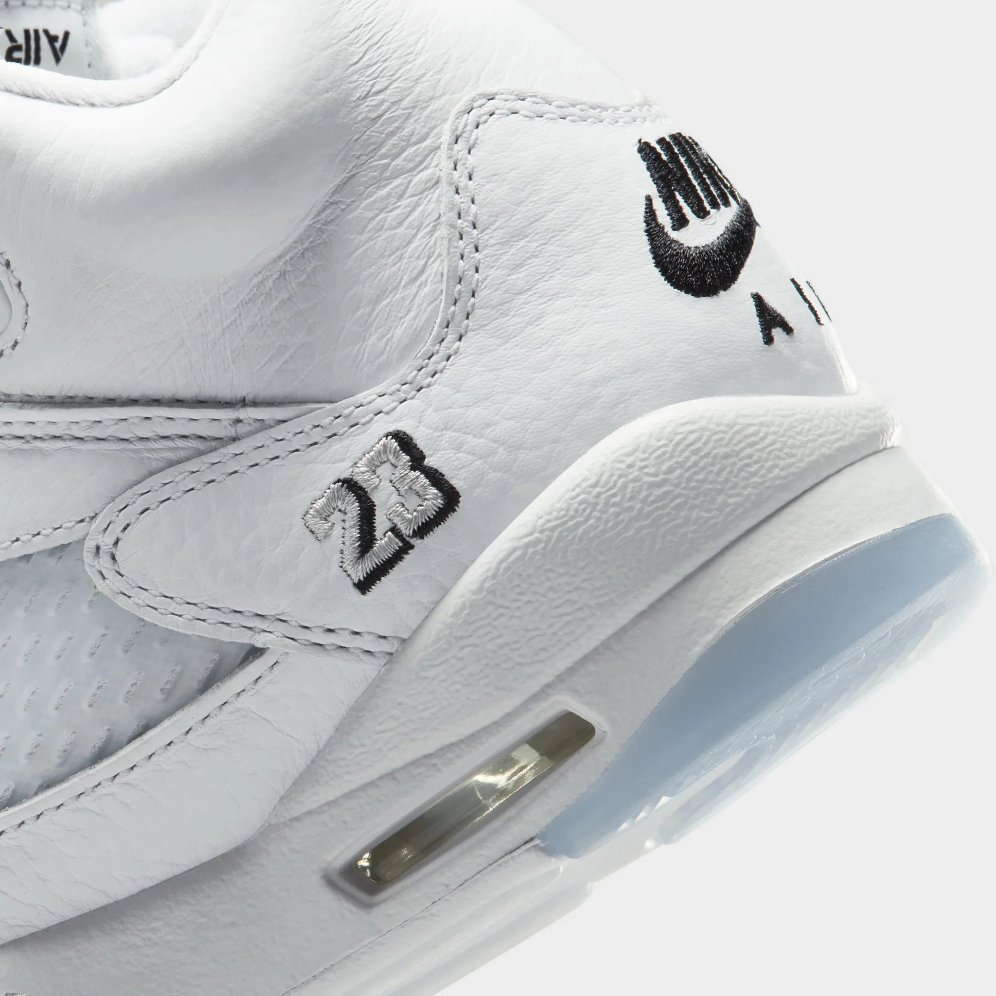 Jordan 5 Retro GS White / Black - Metallic Silver - Image 5