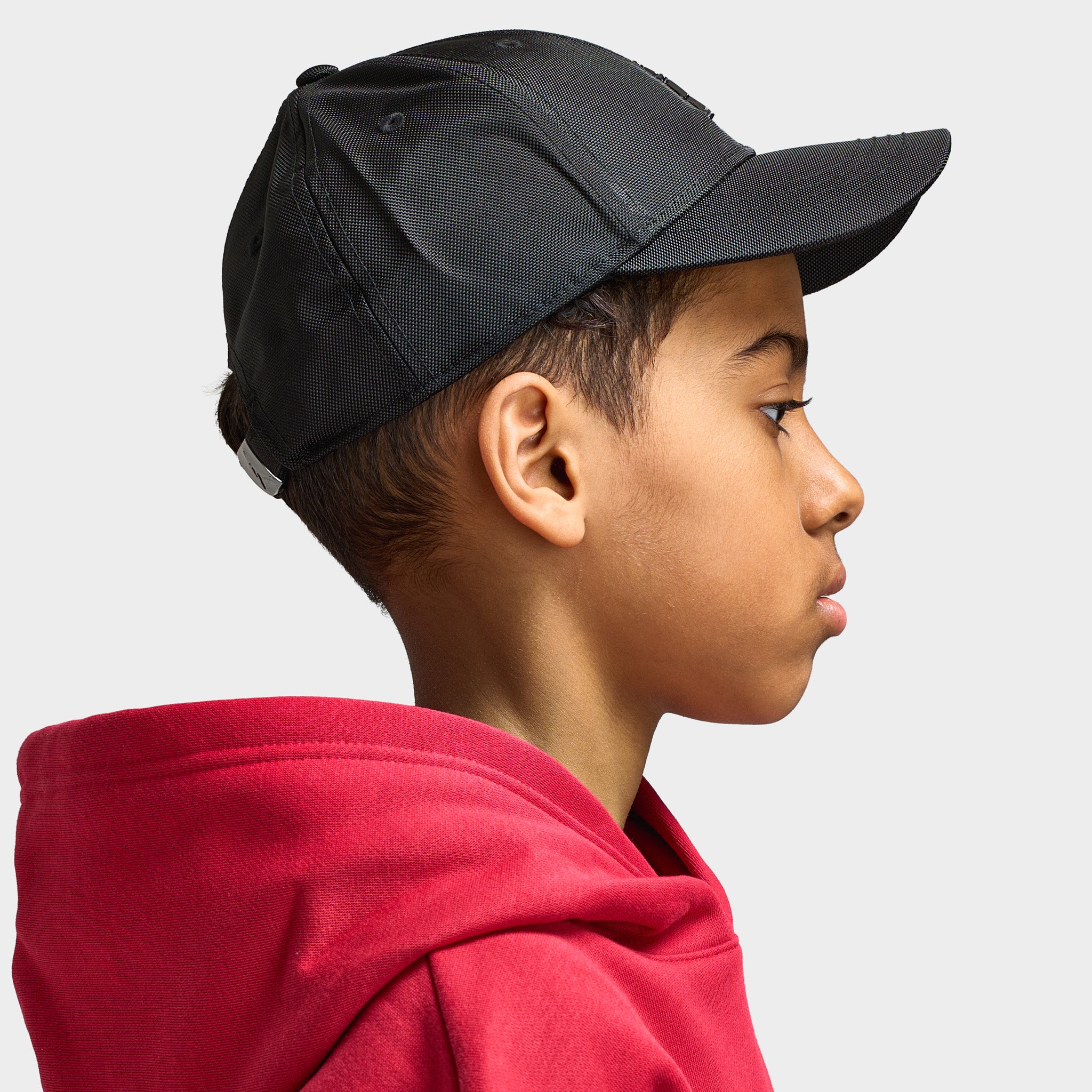 Jordan Big Kids Metal Jumpman Curve Brim Black / Gunmetal - Image 3