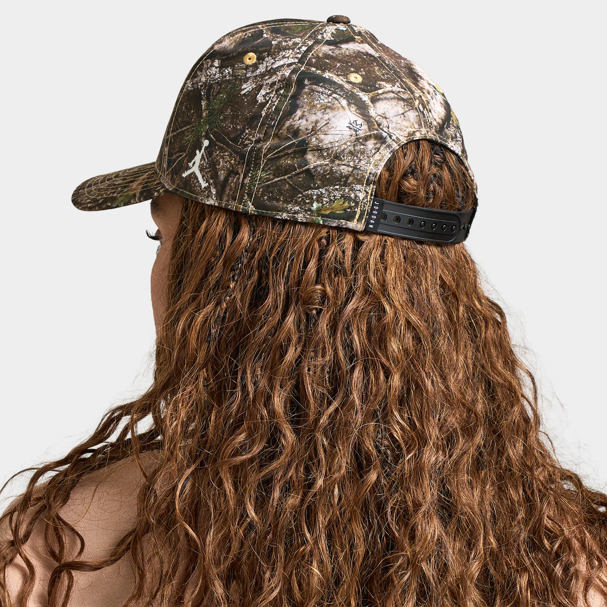 Jordan Brooklyn Rise Adjustable Realtree Cap White/ Sail - Image 2