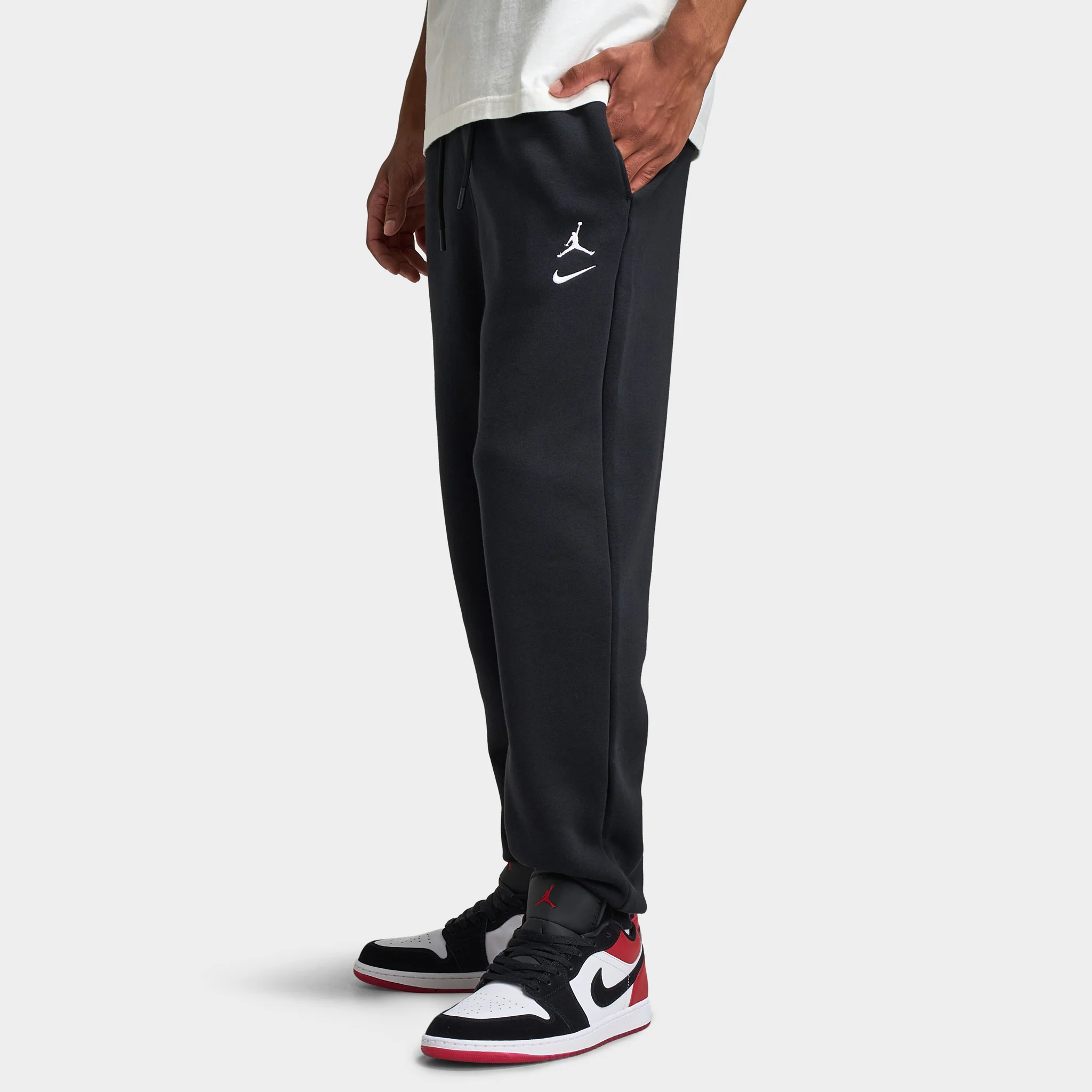 Jordan Brooklyn Varsity Fleece Joggers Black / White - Image 3