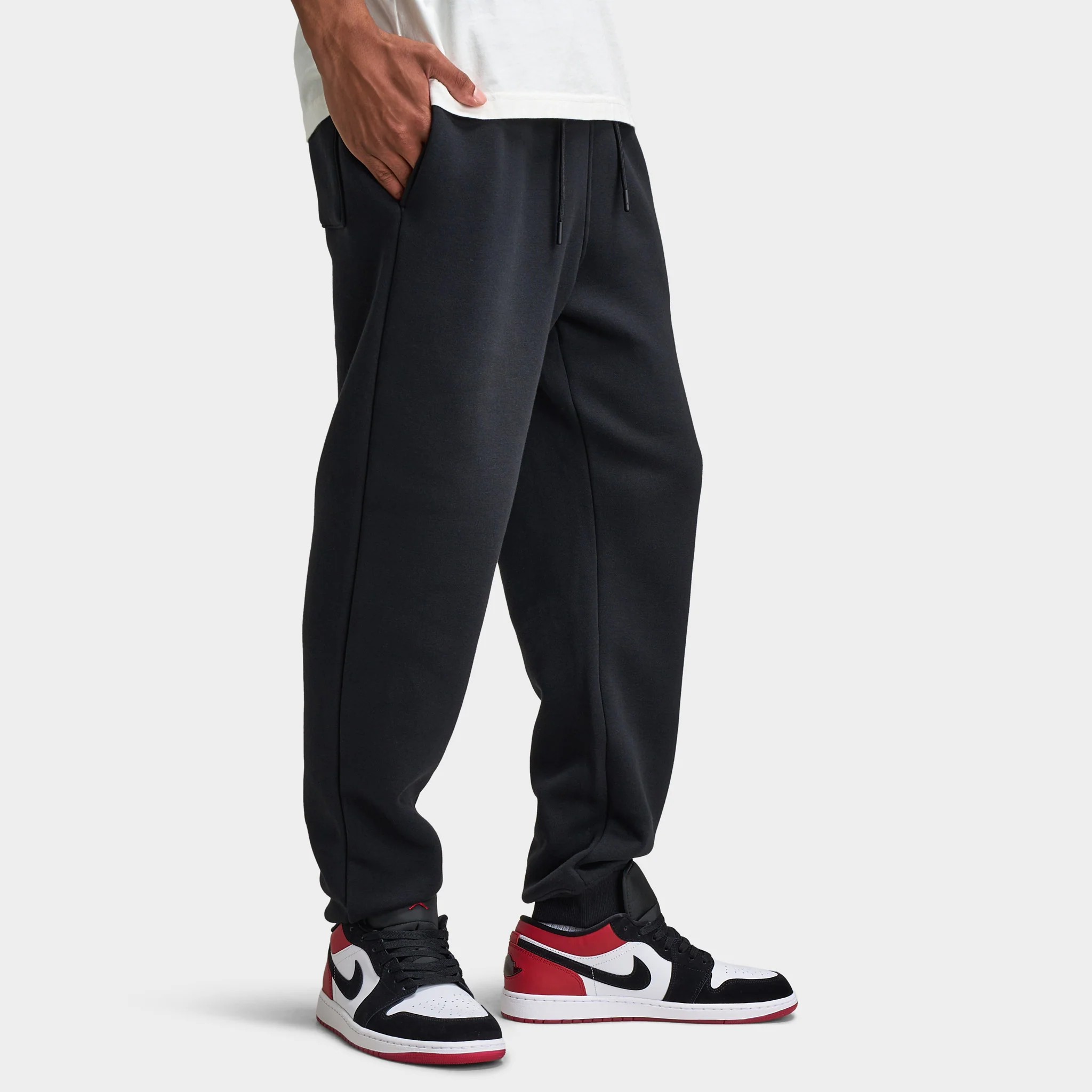 Jordan Brooklyn Varsity Fleece Joggers Black / White - Image 4