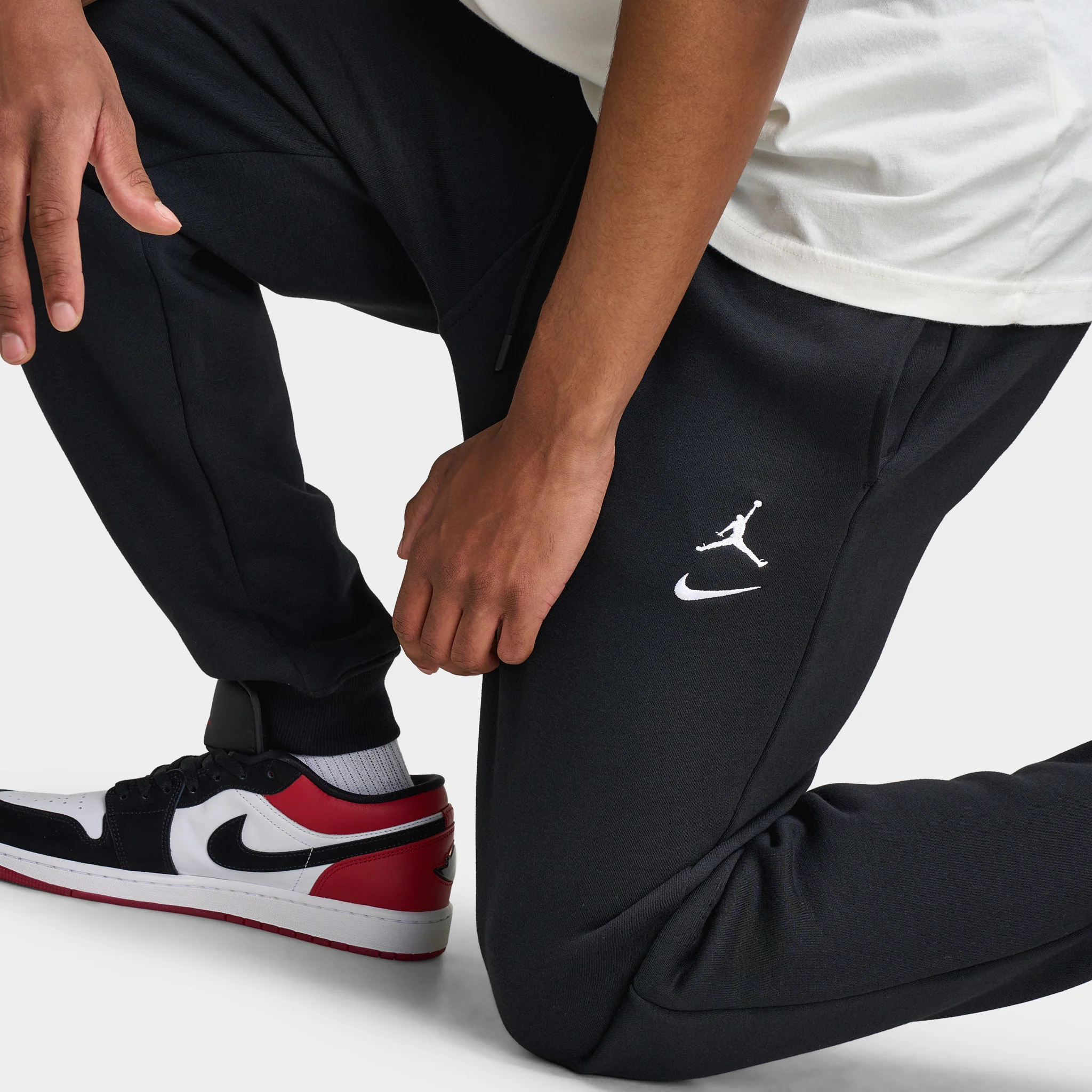 Jordan Brooklyn Varsity Fleece Joggers Black / White - Image 5