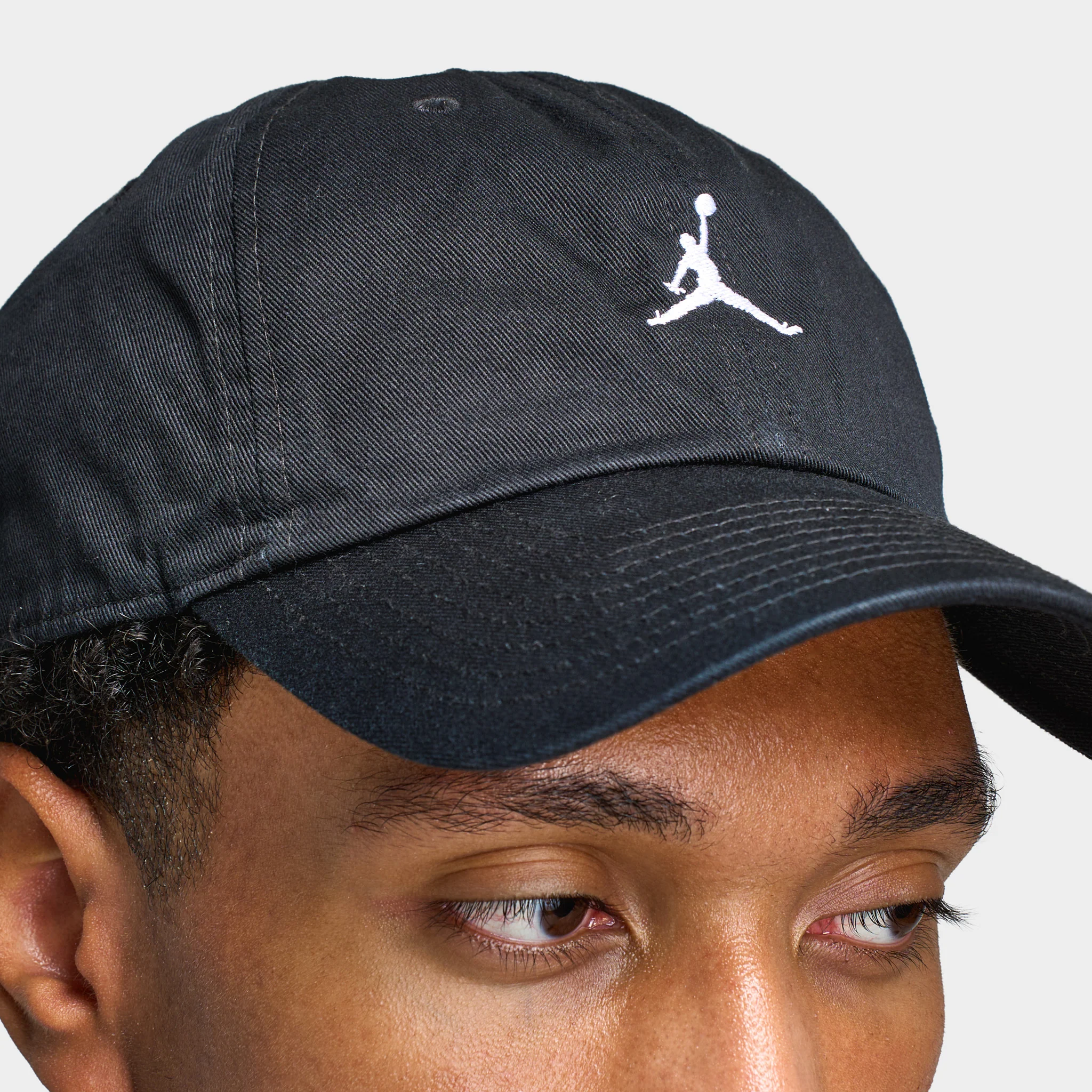 Jordan Club Unstructured Curved-Bill Cap Black/ White - Image 3