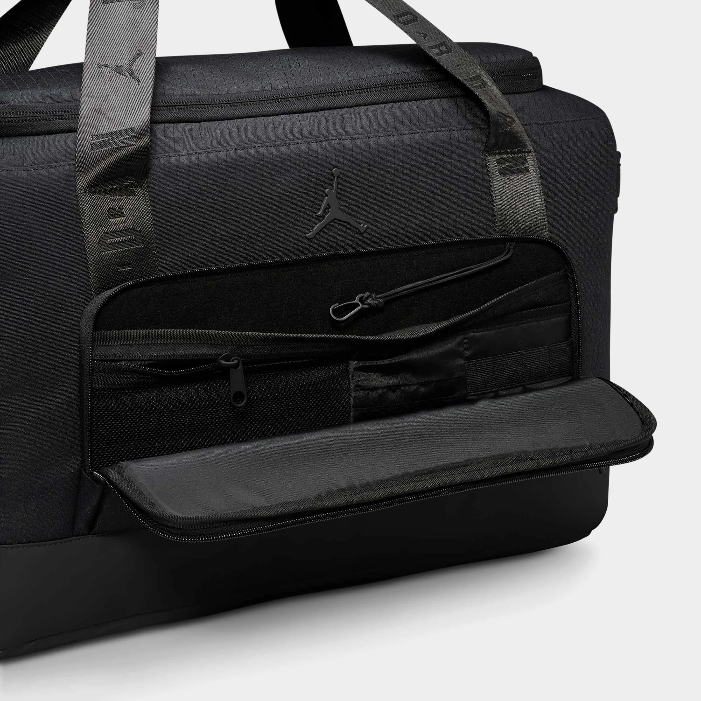 Jordan Collector's Duffle Bag / Black - Image 4
