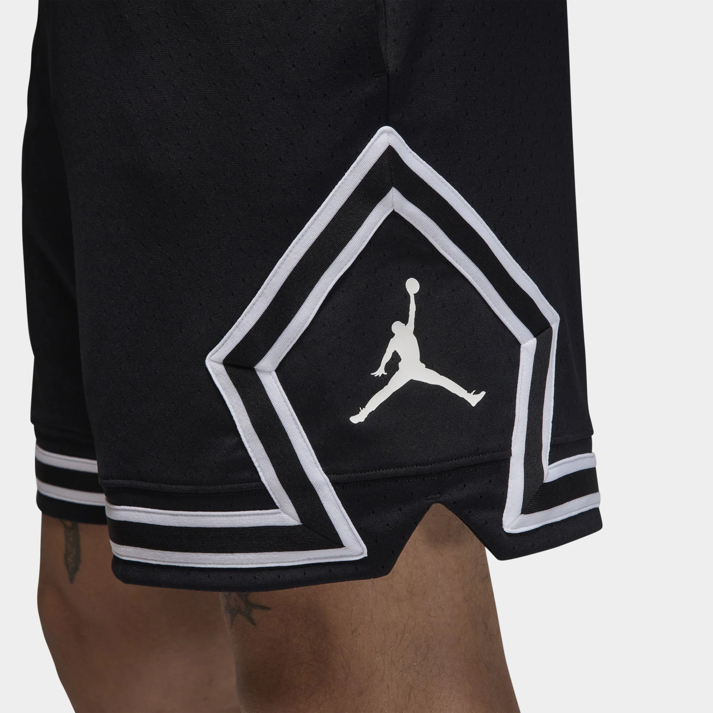 Jordan Dri-FIT Mesh Diamond Shorts Black / White - White - Image 10