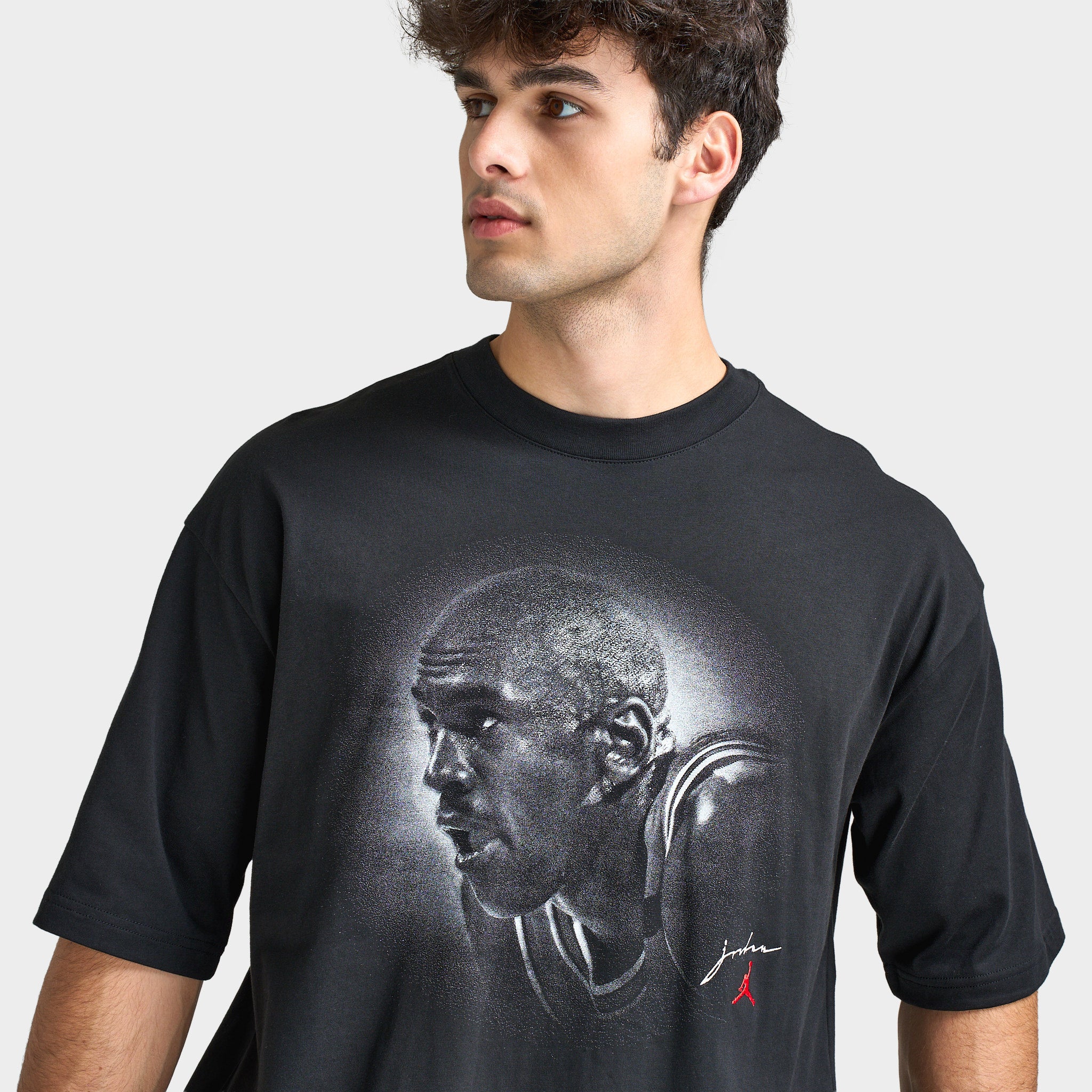Jordan Graphic Flight Essentials Oversized Crew T-Shirt / Black - Image 3