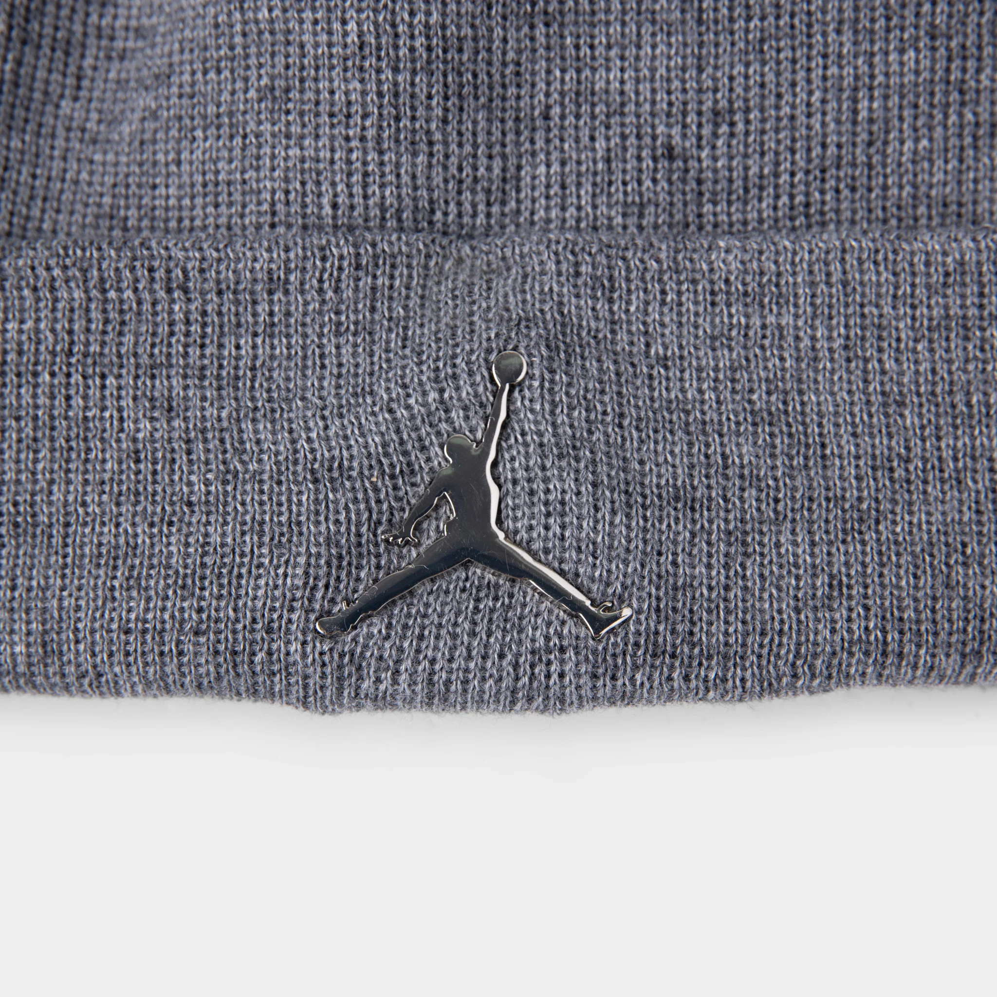 Jordan Junior Boys' Cuffed Beanie / Carbon Heather - Image 3