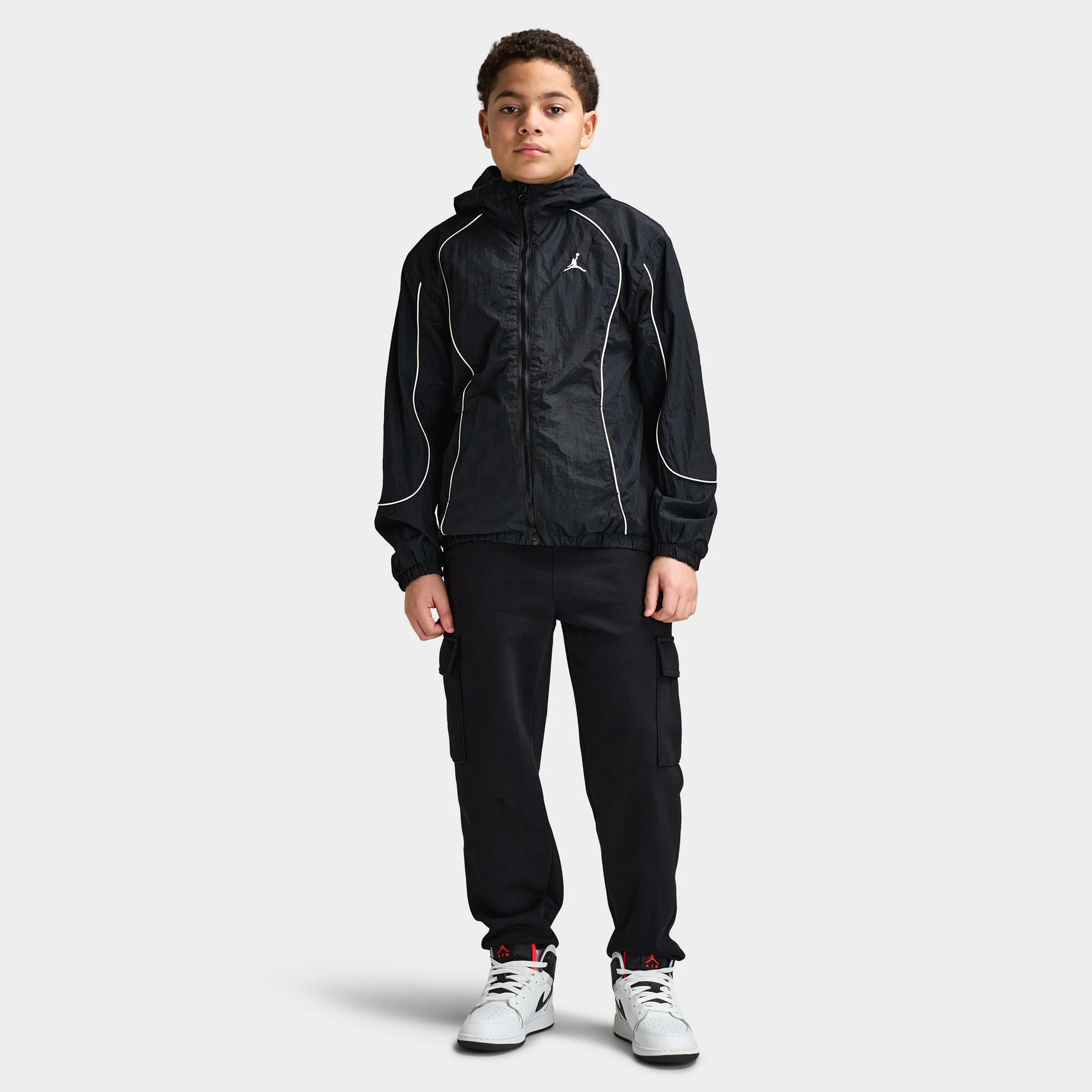 Jordan Juniors' Brooklyn Essential Fleece Cargo Pants / Black - Image 6