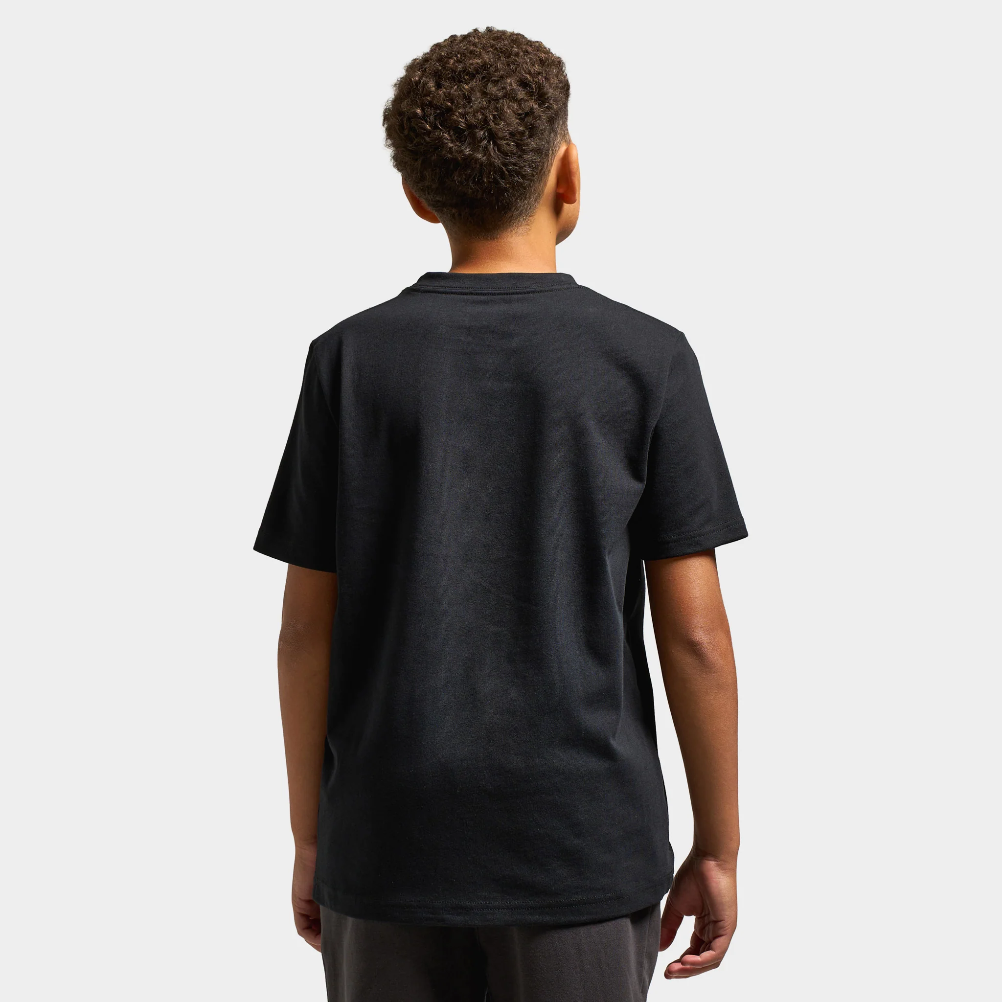 Jordan Juniors' Heritage Arch 23 Tee / Black - Image 2