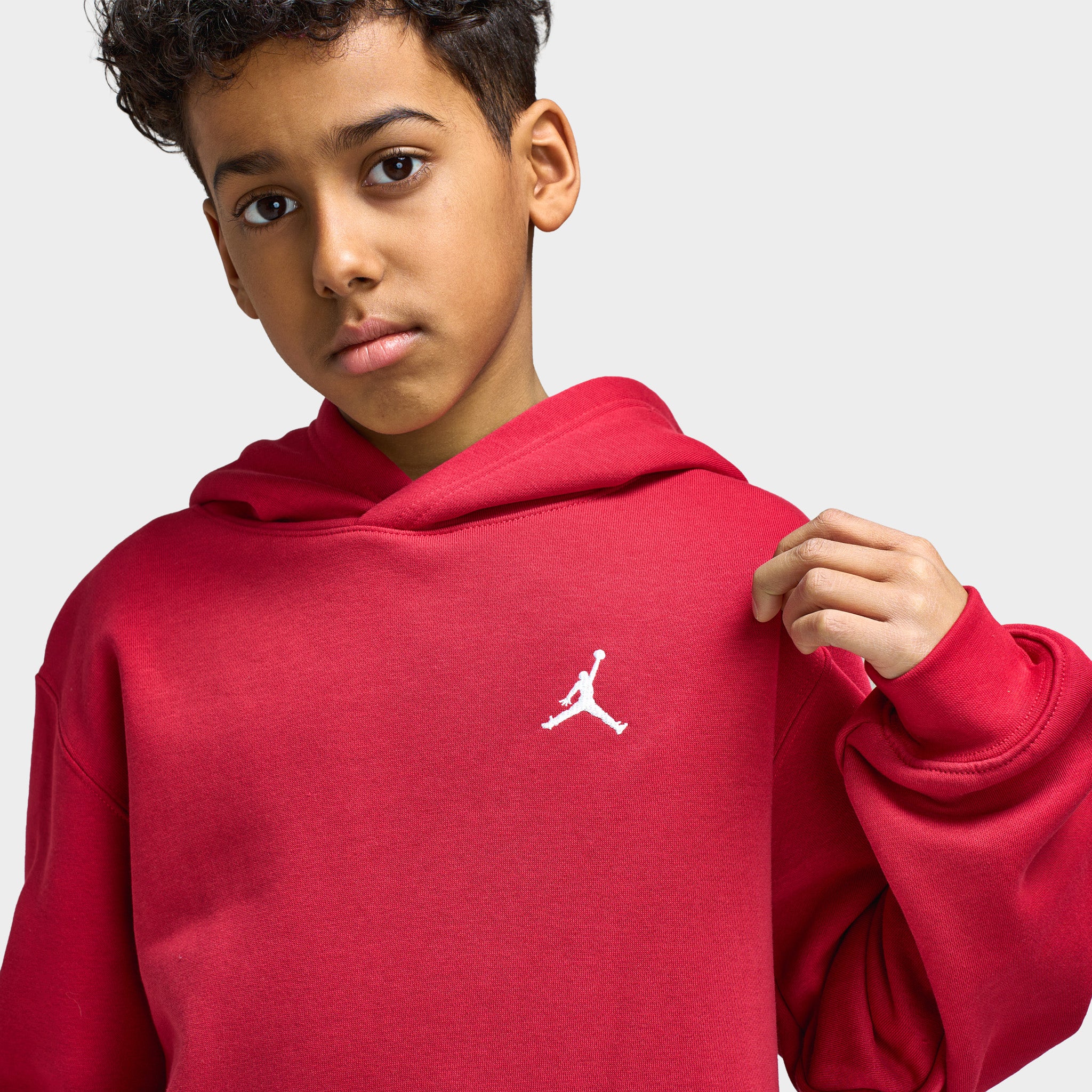 Jordan Juniors' MJ Brooklyn Fleece Pullover Hoodie / Gym Red - Image 4