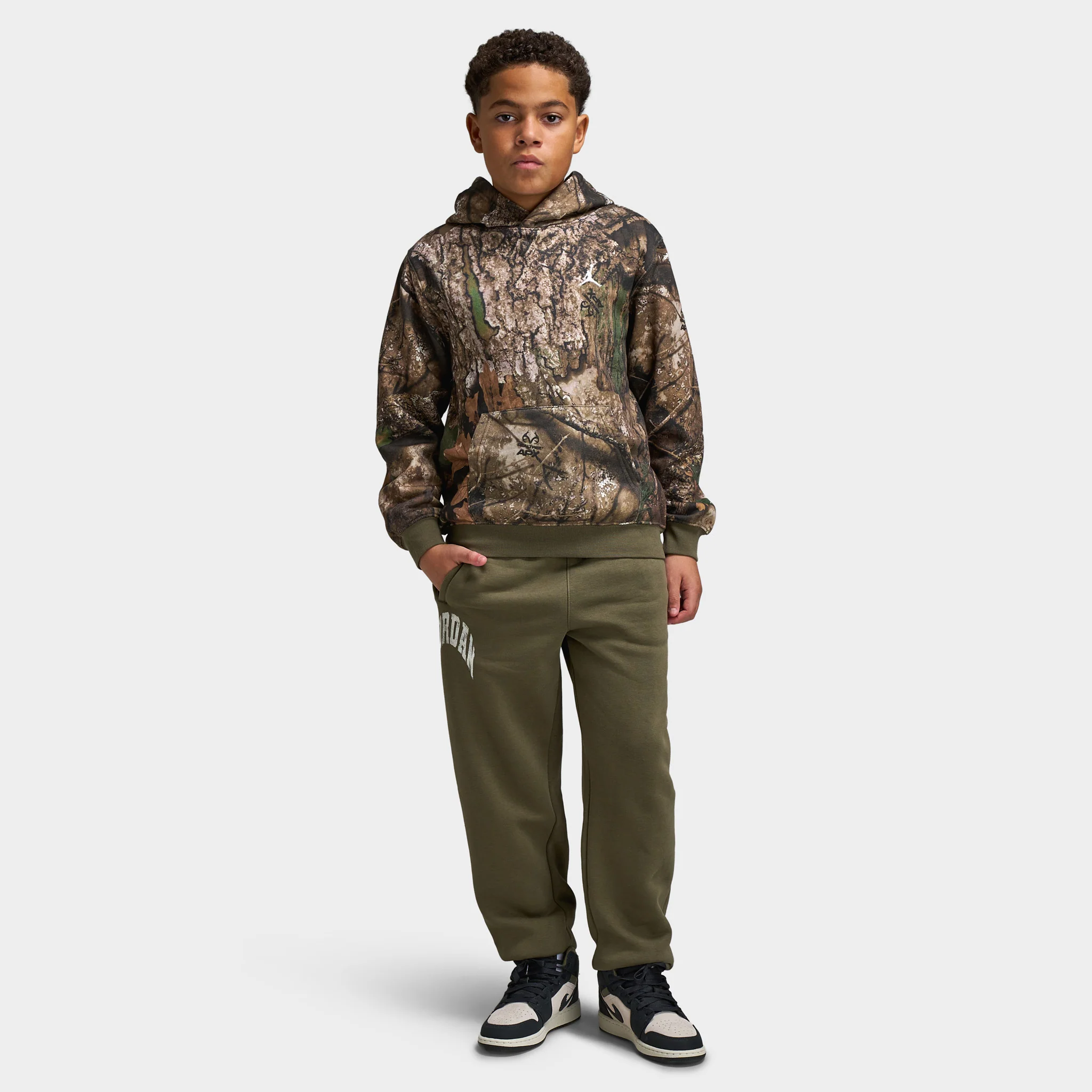 Jordan Juniors' MJ MVP Fleece Pants / Medium Olive - Image 6