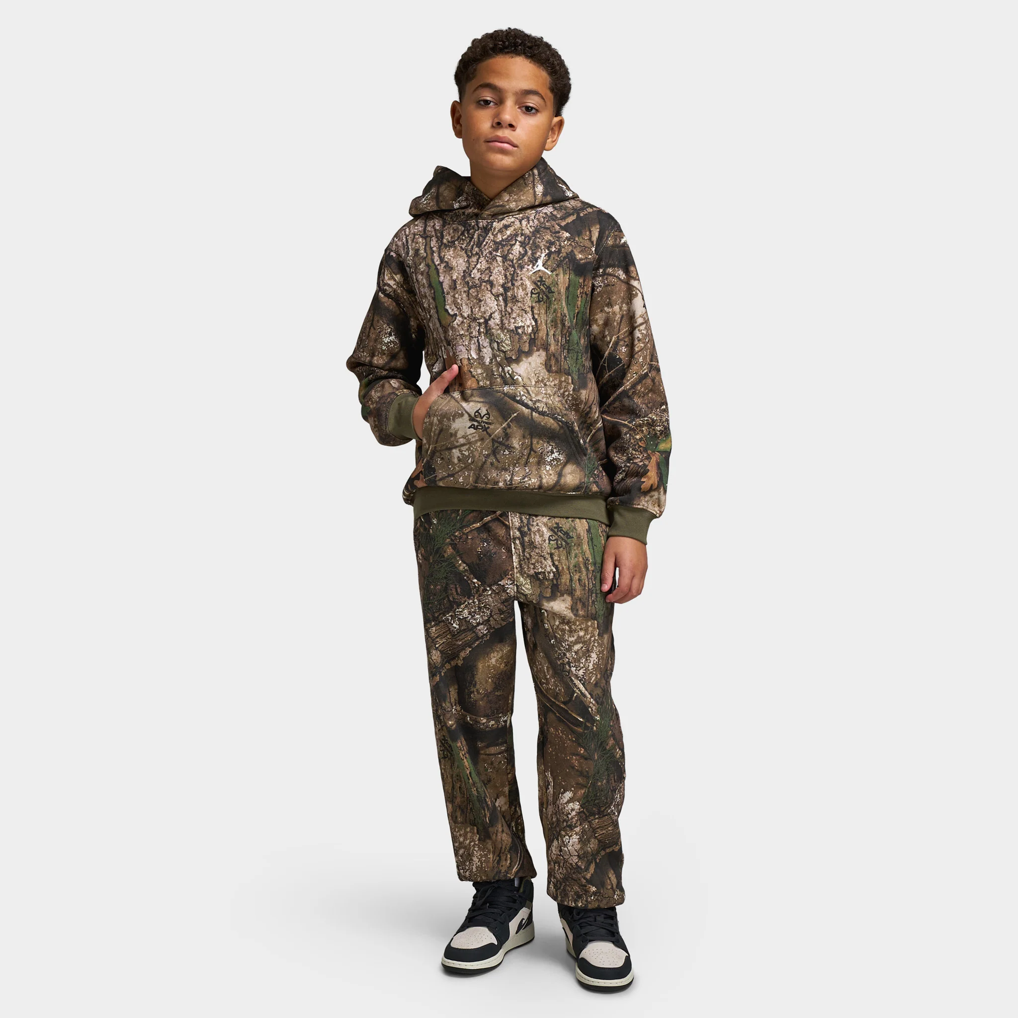 Jordan Juniors' MJ MVP Fleece Pullover Hoodie / Medium Olive Camo - Image 6