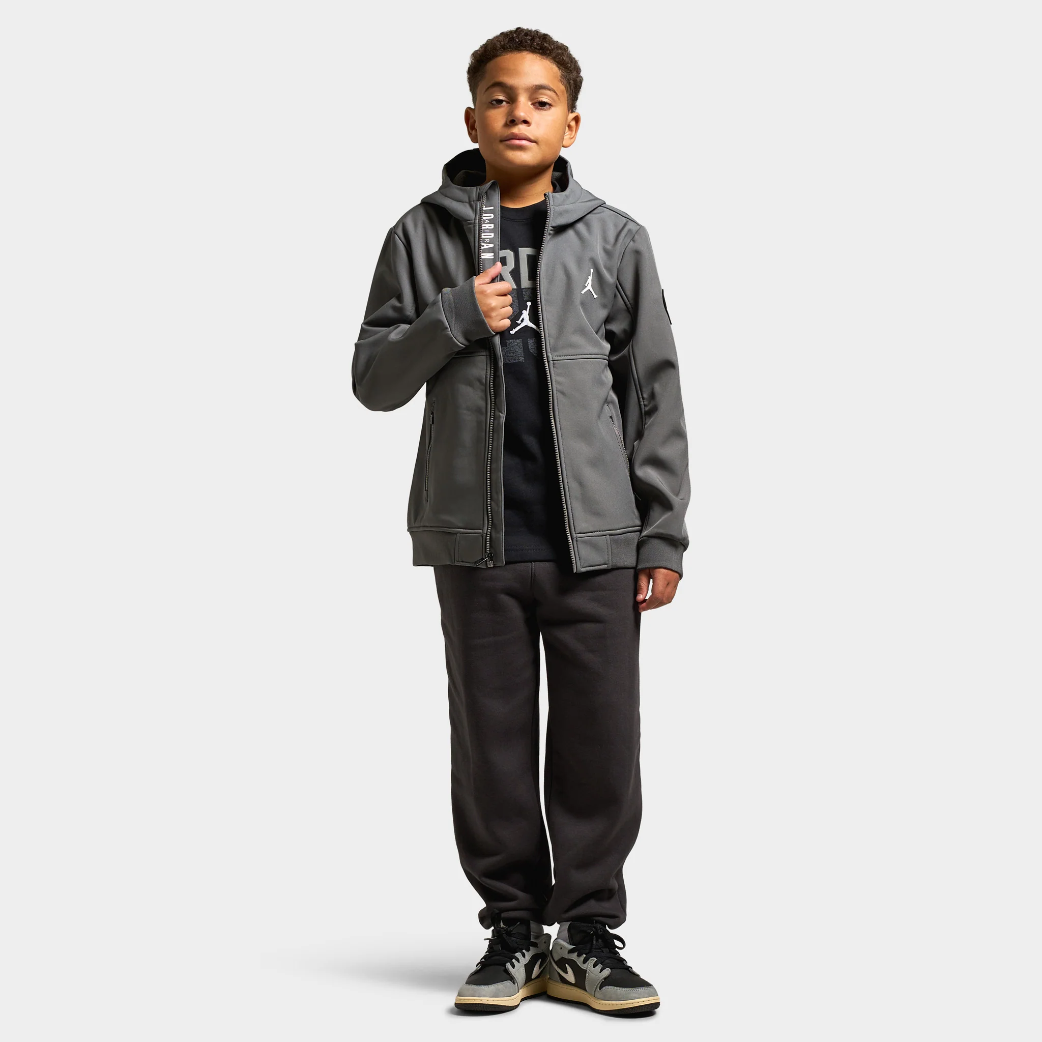 Jordan Juniors' Soft Shell Jacket / Iron Grey - Image 6