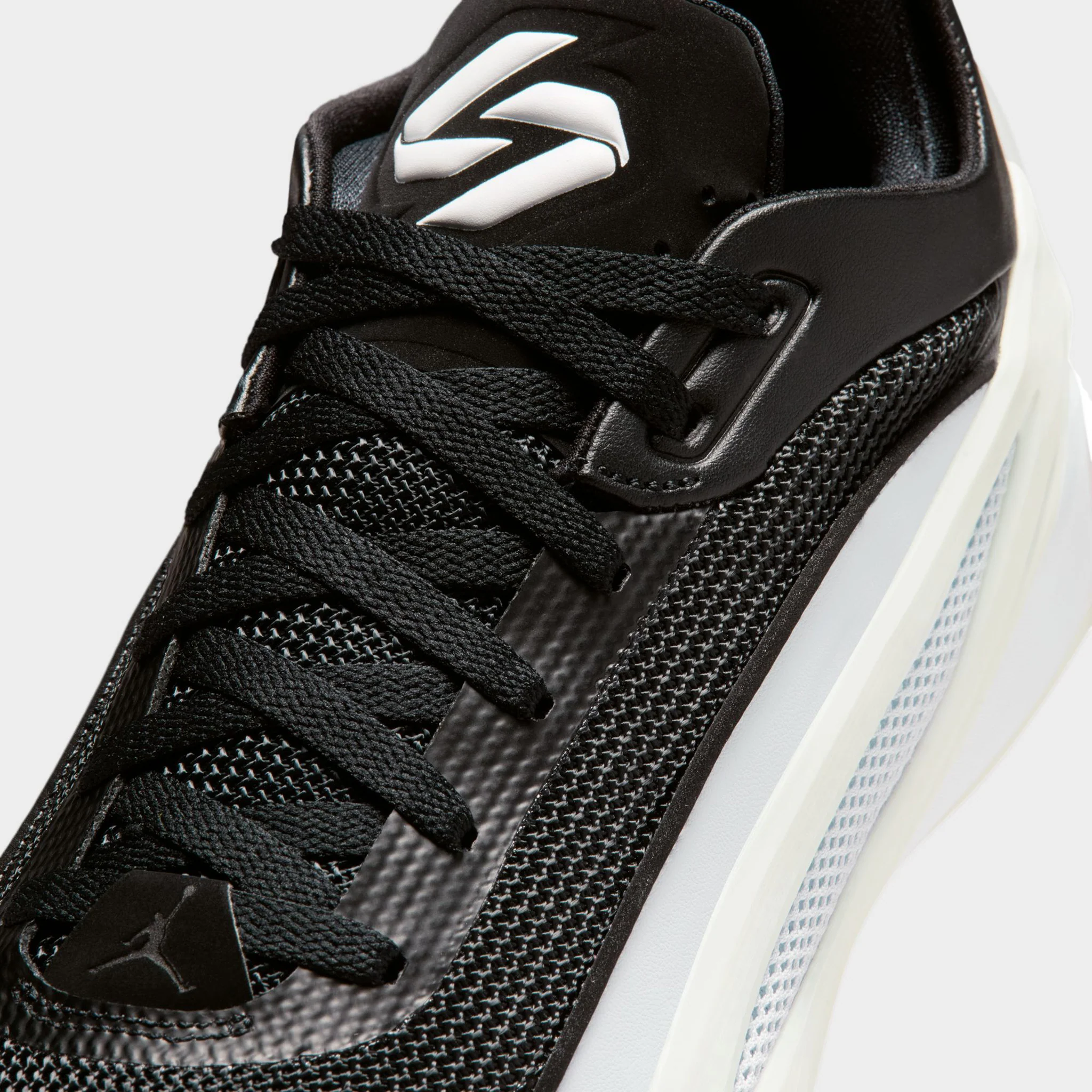 Jordan Luka 5 Black / White - Football Grey - Image 5
