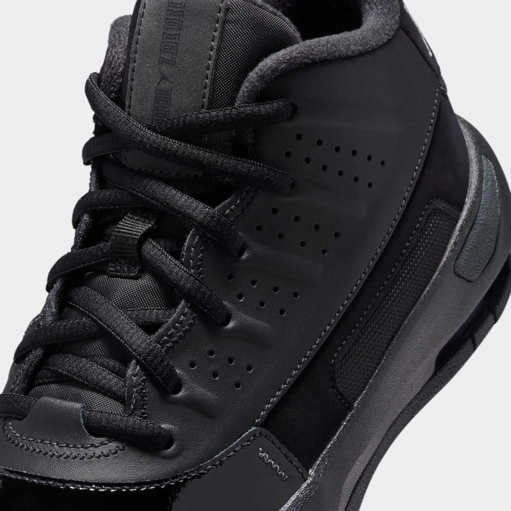 Jordan Max Aura 7 GS Black / Anthracite - Image 3