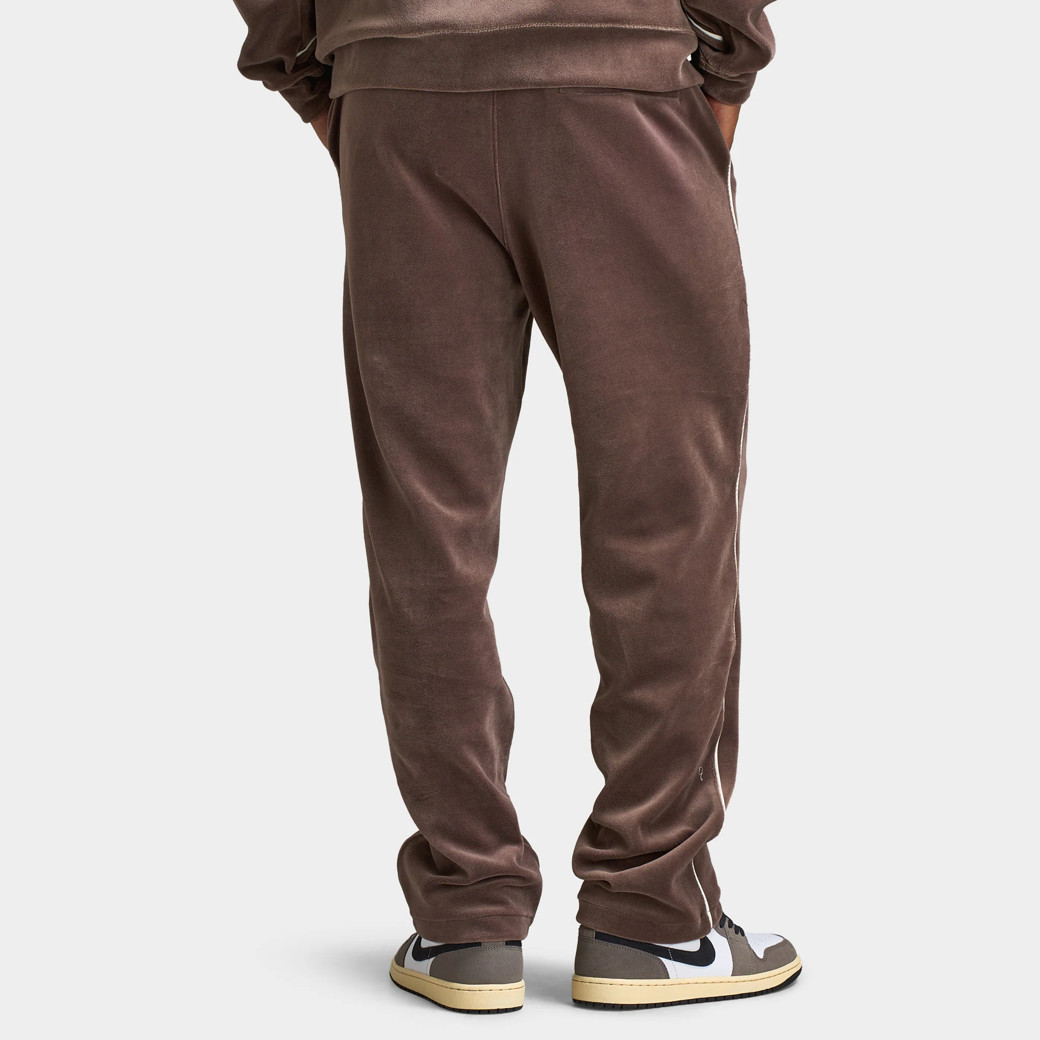Jordan Men's Brooklyn Track Pants / Brown - Image 2