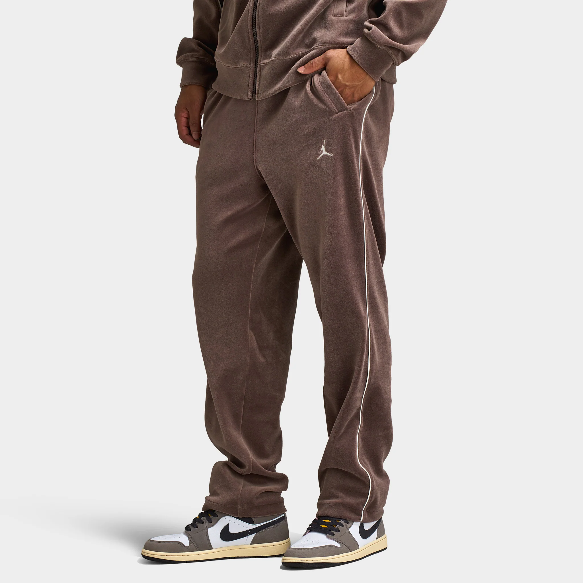 Jordan Men's Brooklyn Track Pants / Brown - Image 3