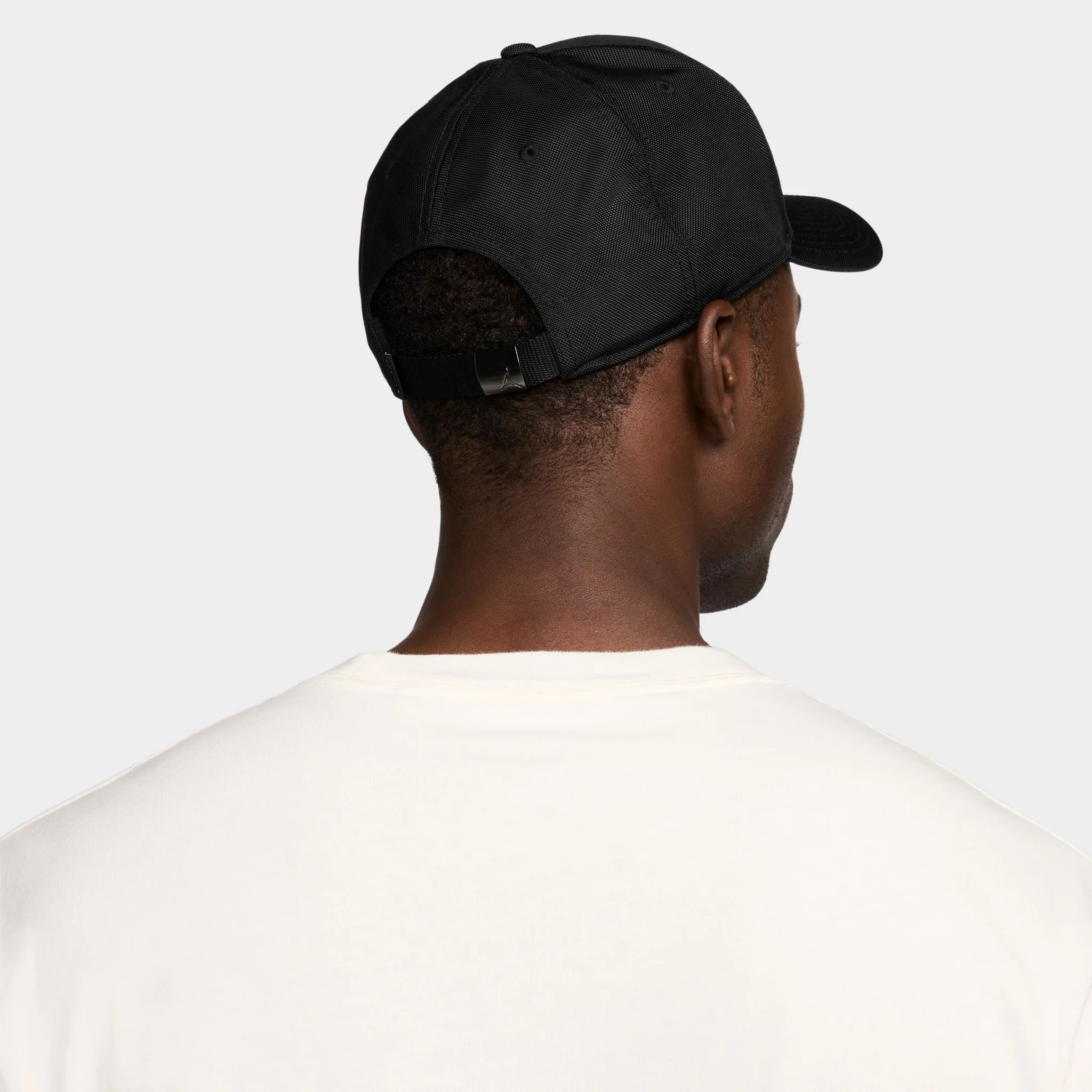 Jordan Rise Structured Metal Jumpman Strapback Cap / Black - Image 2