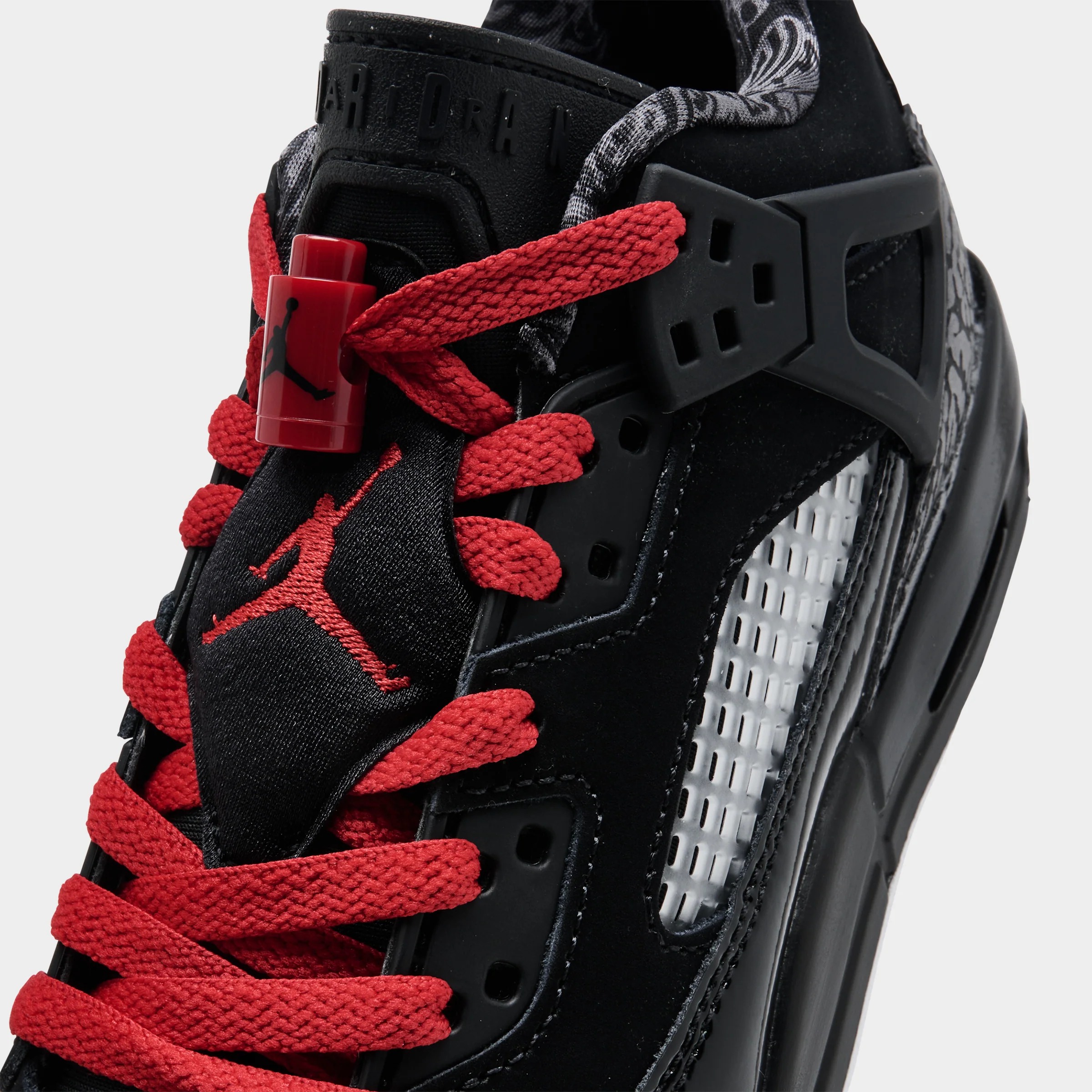 Jordan Spizike Low GS Black / Varsity Red - Classic Green - Image 3
