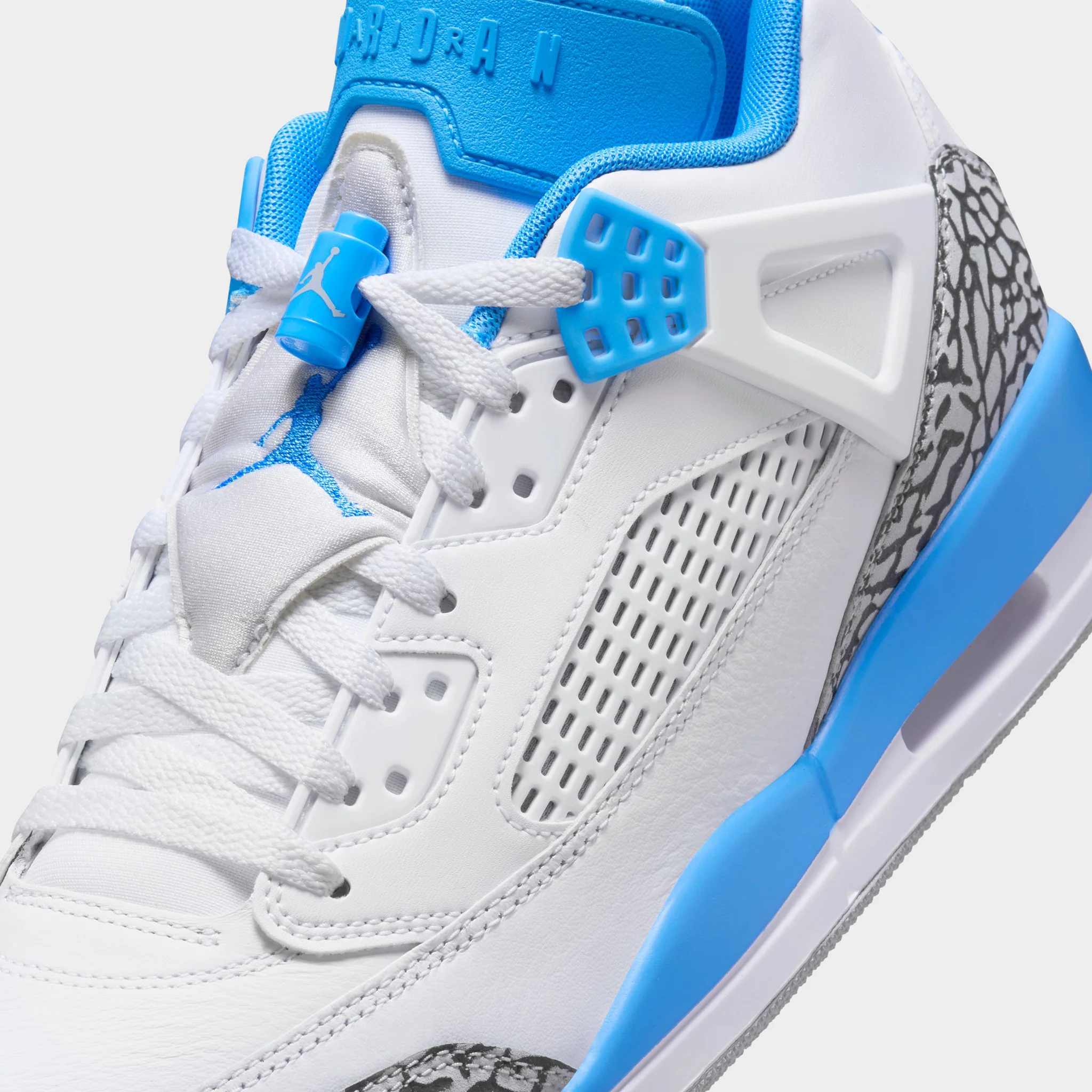 Jordan Spizike Low White / University Blue - Wolf Grey - Image 3