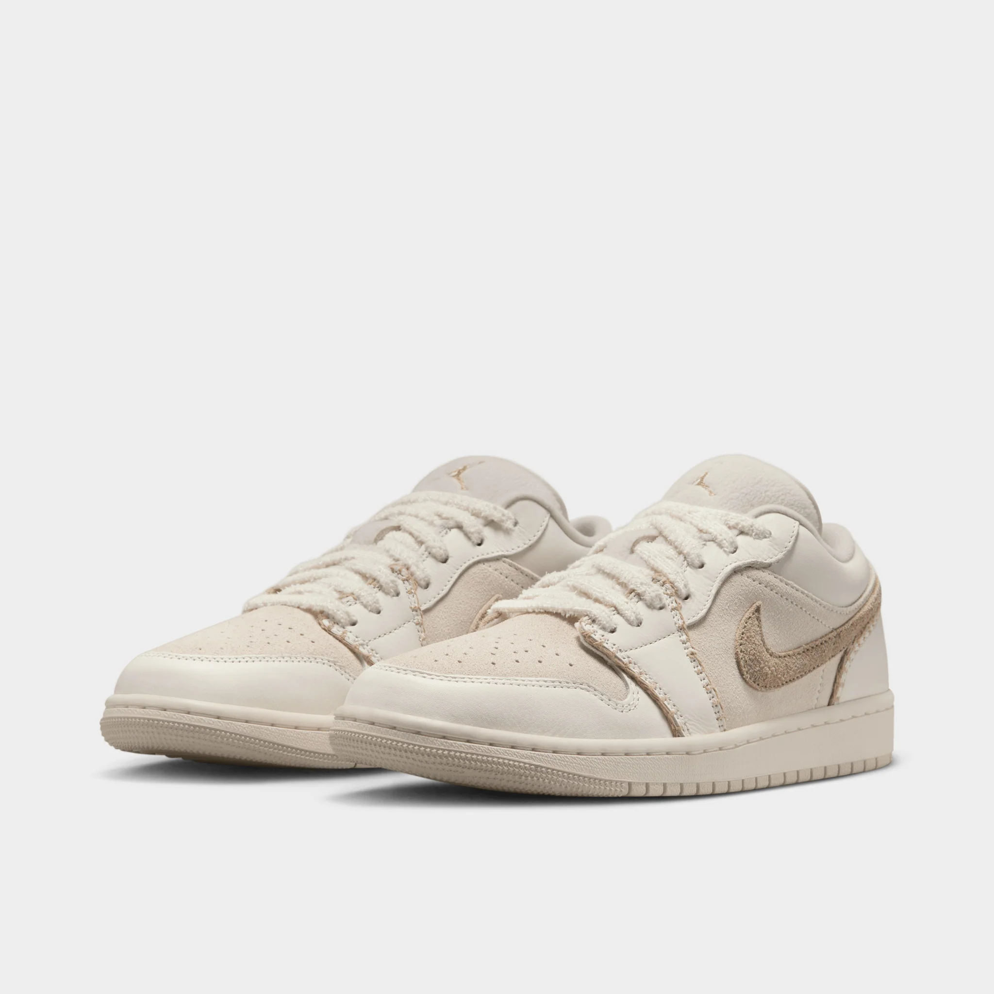 Jordan Women's 1 Low SE Light Orewood Brown / Sail - Hemp - Image 2