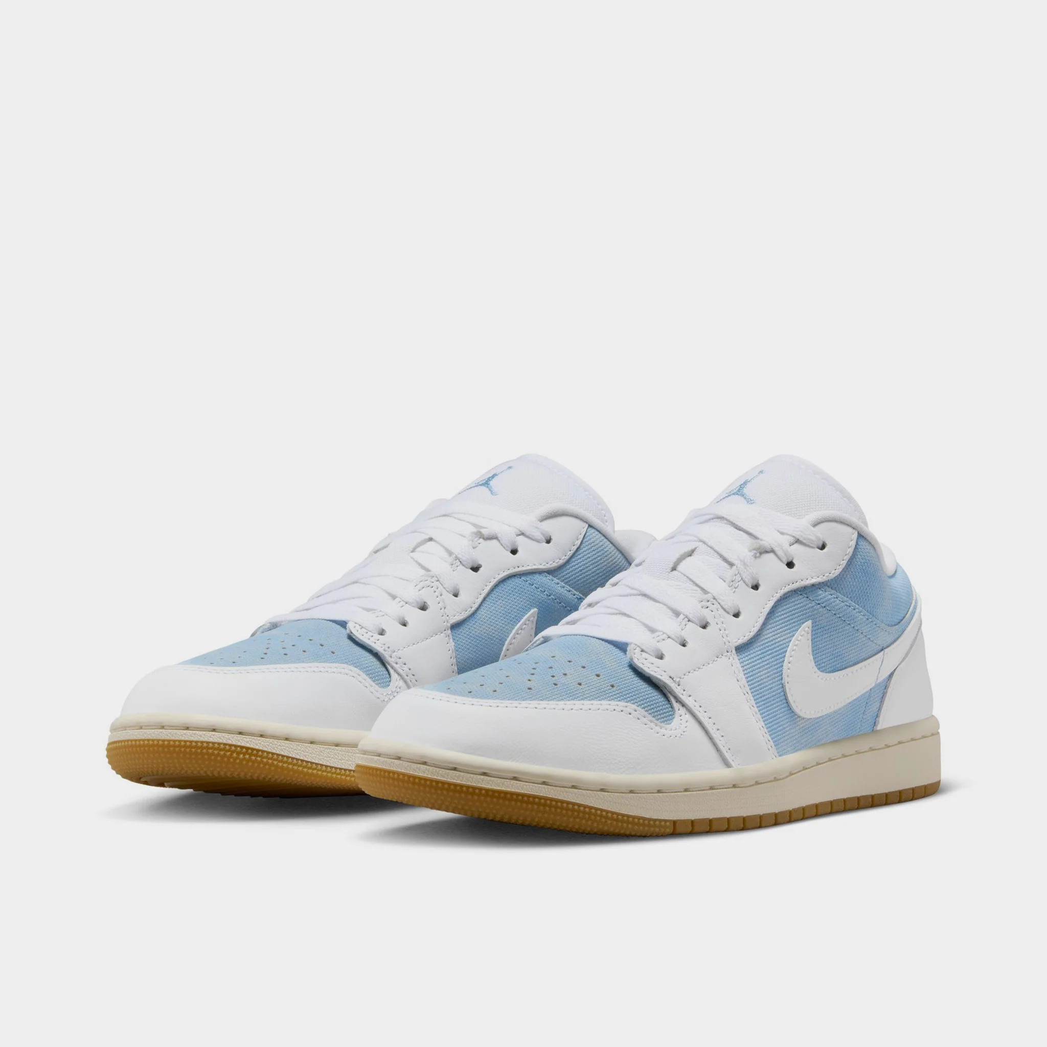 Jordan Women's 1 Low SE Worn Blue / White - Gum Light Brown - Image 2