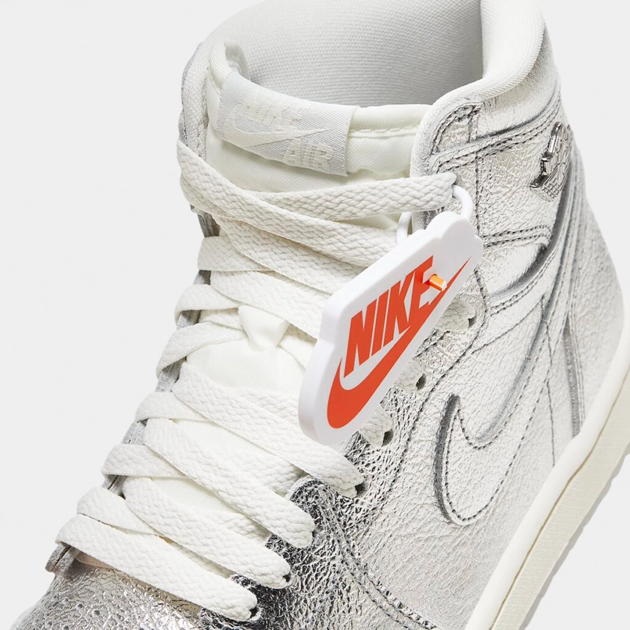 Jordan Women's 1 Retro Hi OG Metallic Silver - Image 3