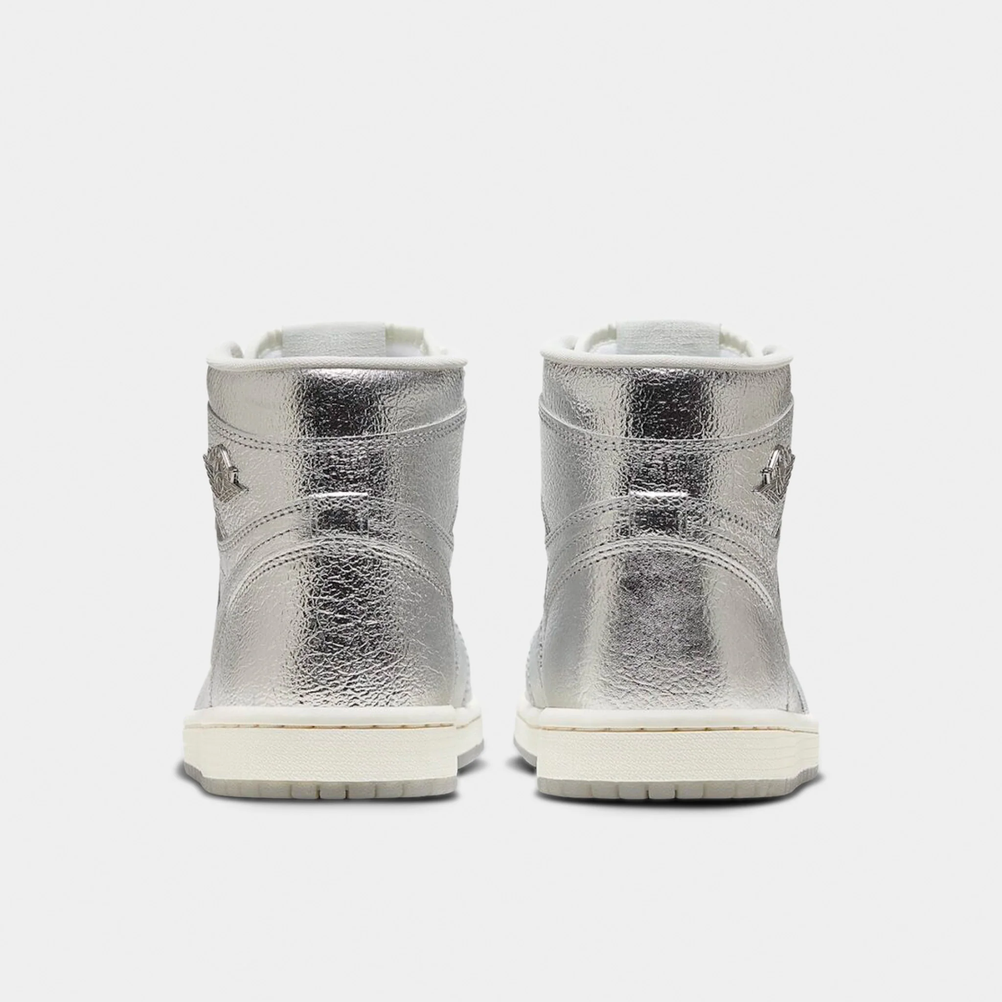 Jordan Women's 1 Retro Hi OG Metallic Silver - Image 4