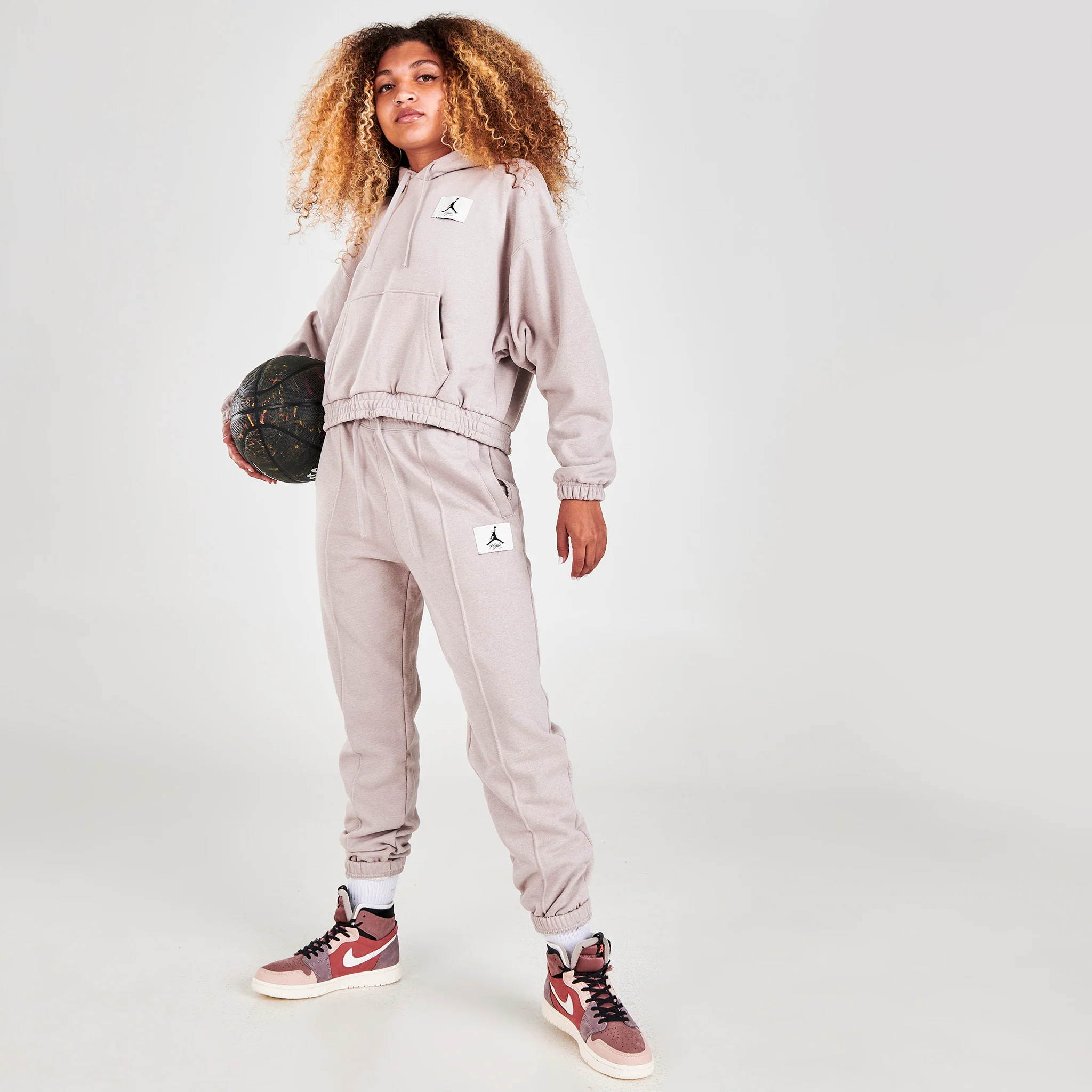 Jordan Women's Essential Fleece Pants Moon Particle / HTR - Thunder Grey - Image 6