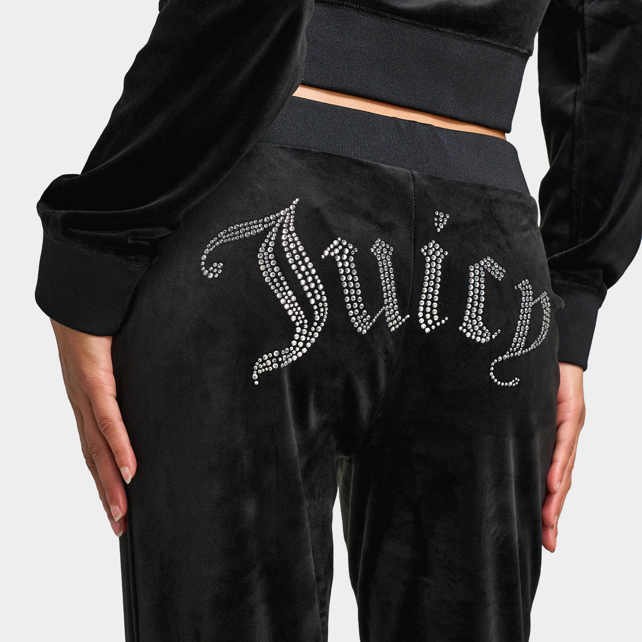 Juicy Couture Women's OG Big Bling Velour Track Pants / Liquorice - Image 5