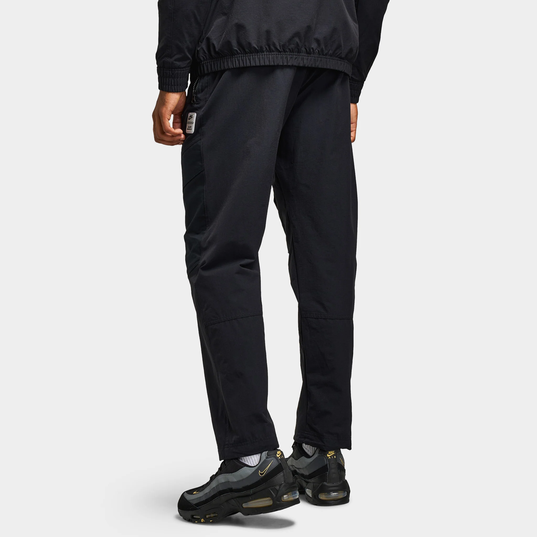 Nike Air Max Men's Woven Cargo Pants / Black - Image 4