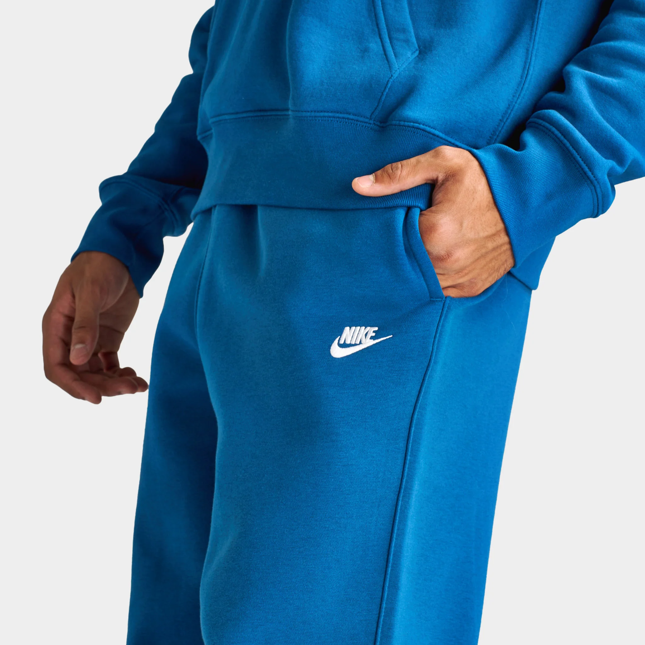 Nike Sportswear Club Men's Fleece Bungee Trousers / Blue - Image 5