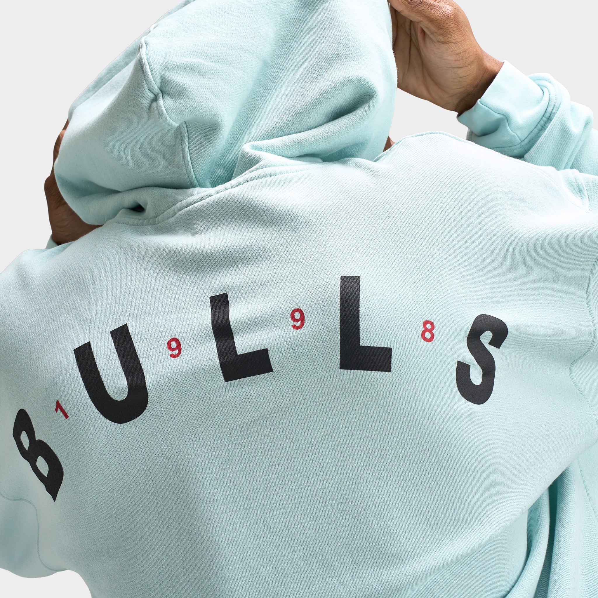 Mitchell & Ness Bulls Arch Boxy Hoodie / Baby Blue - Image 4