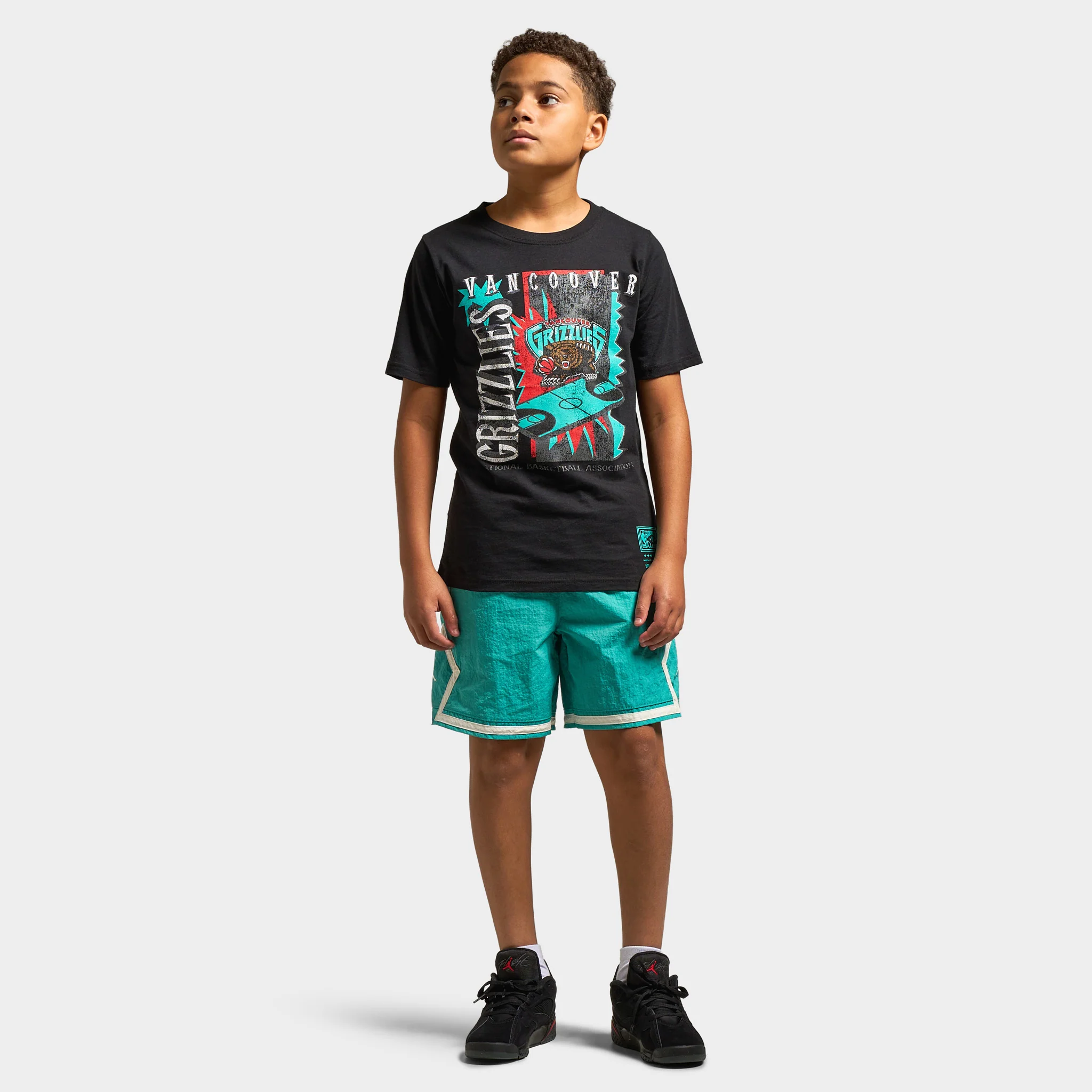Mitchell & Ness Juniors' Vancouver Grizzlies Graphic Tee / Black - Image 6