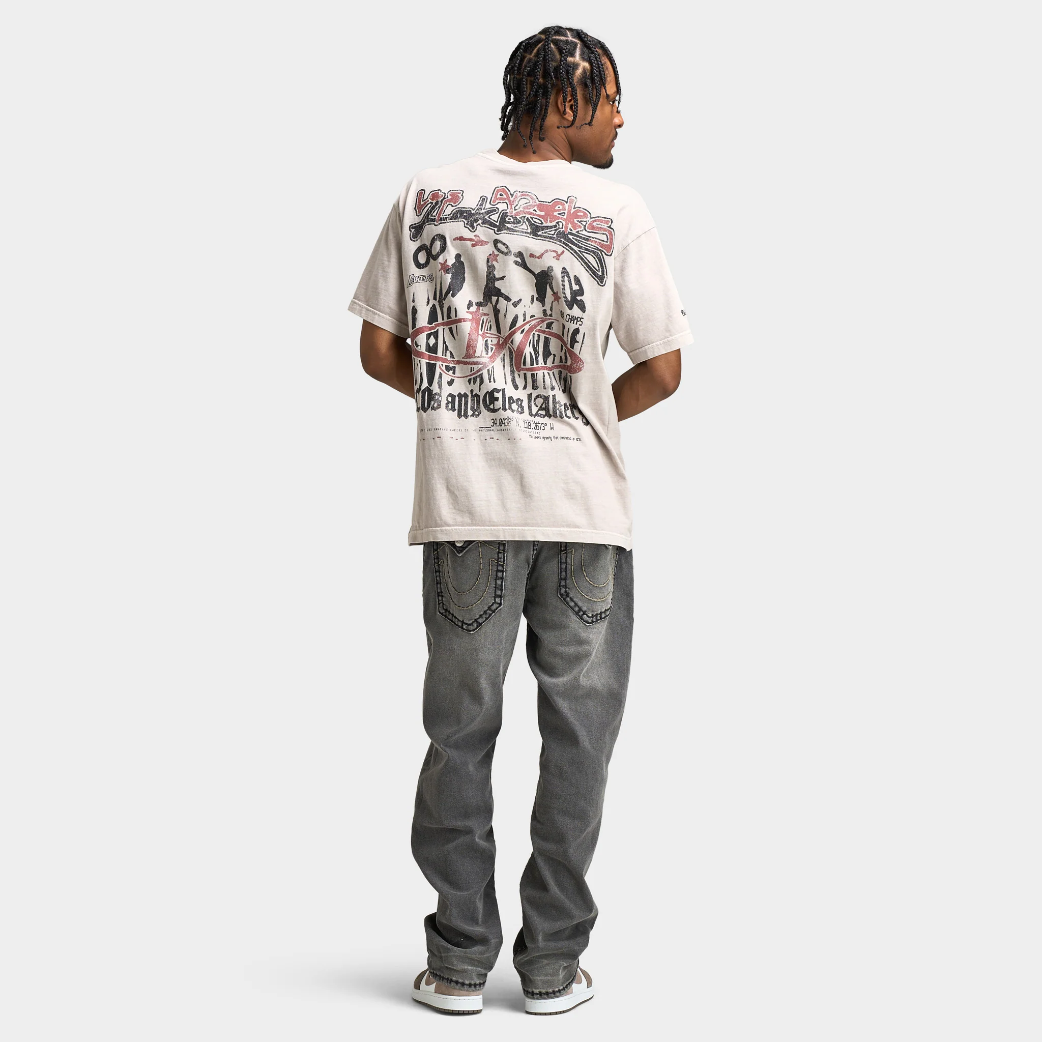 Mitchell & Ness Lakers Distress Boxy T-Shirt / Washed Chartreuse - Image 6