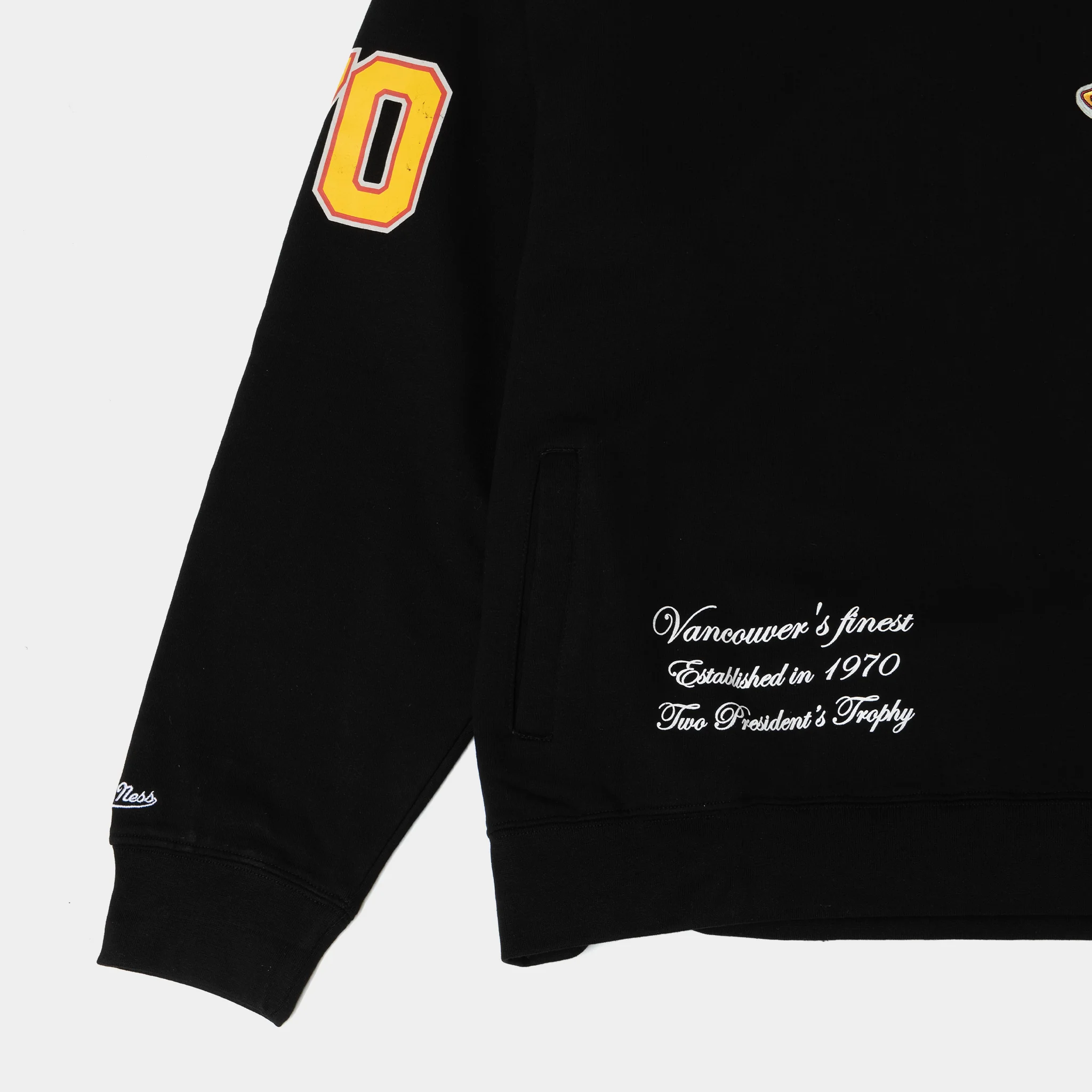 Mitchell & Ness Vancouver Canucks College Dropout Pullover Hoodie Black / Yellow - Image 3