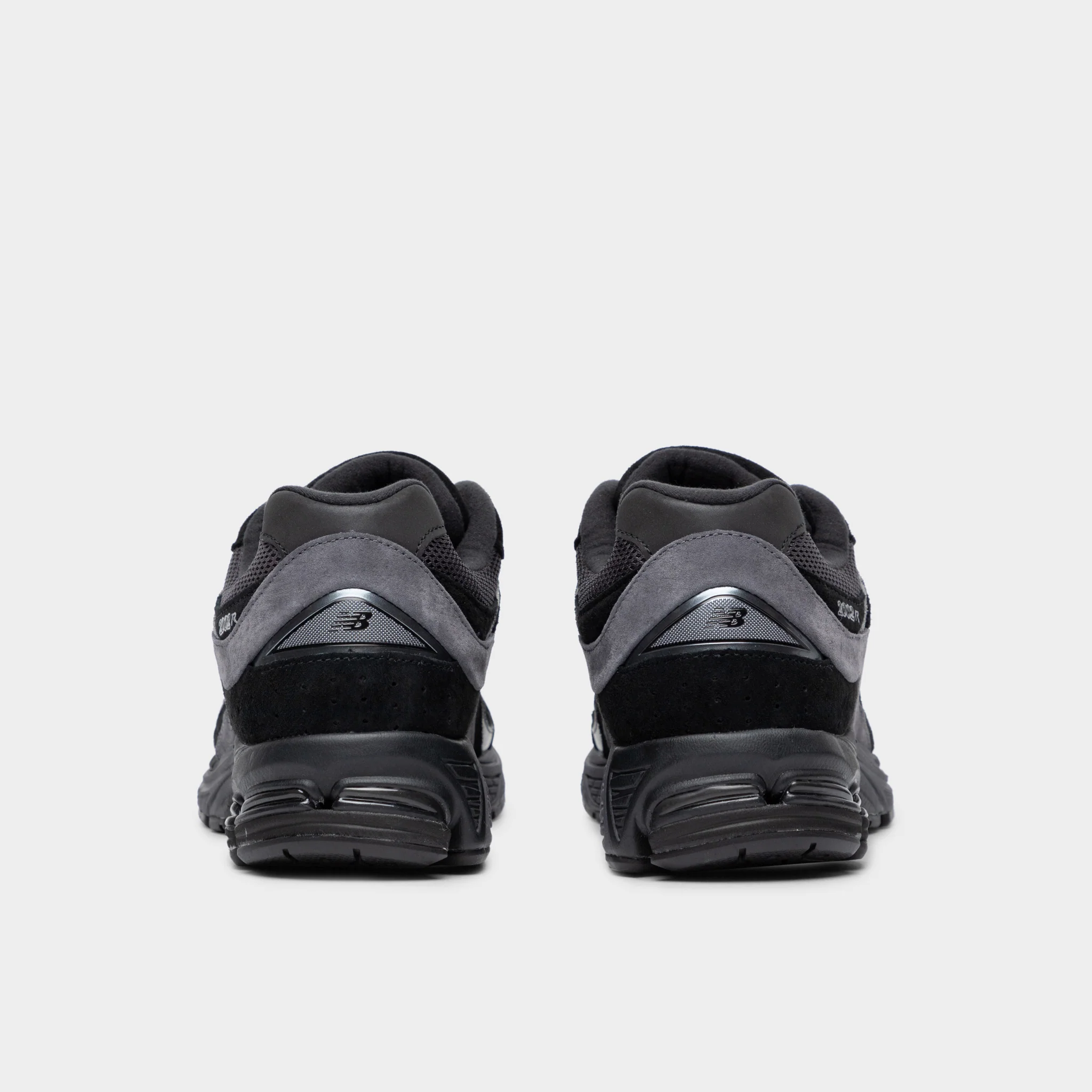 New Balance 2002 Black / Black - Image 4