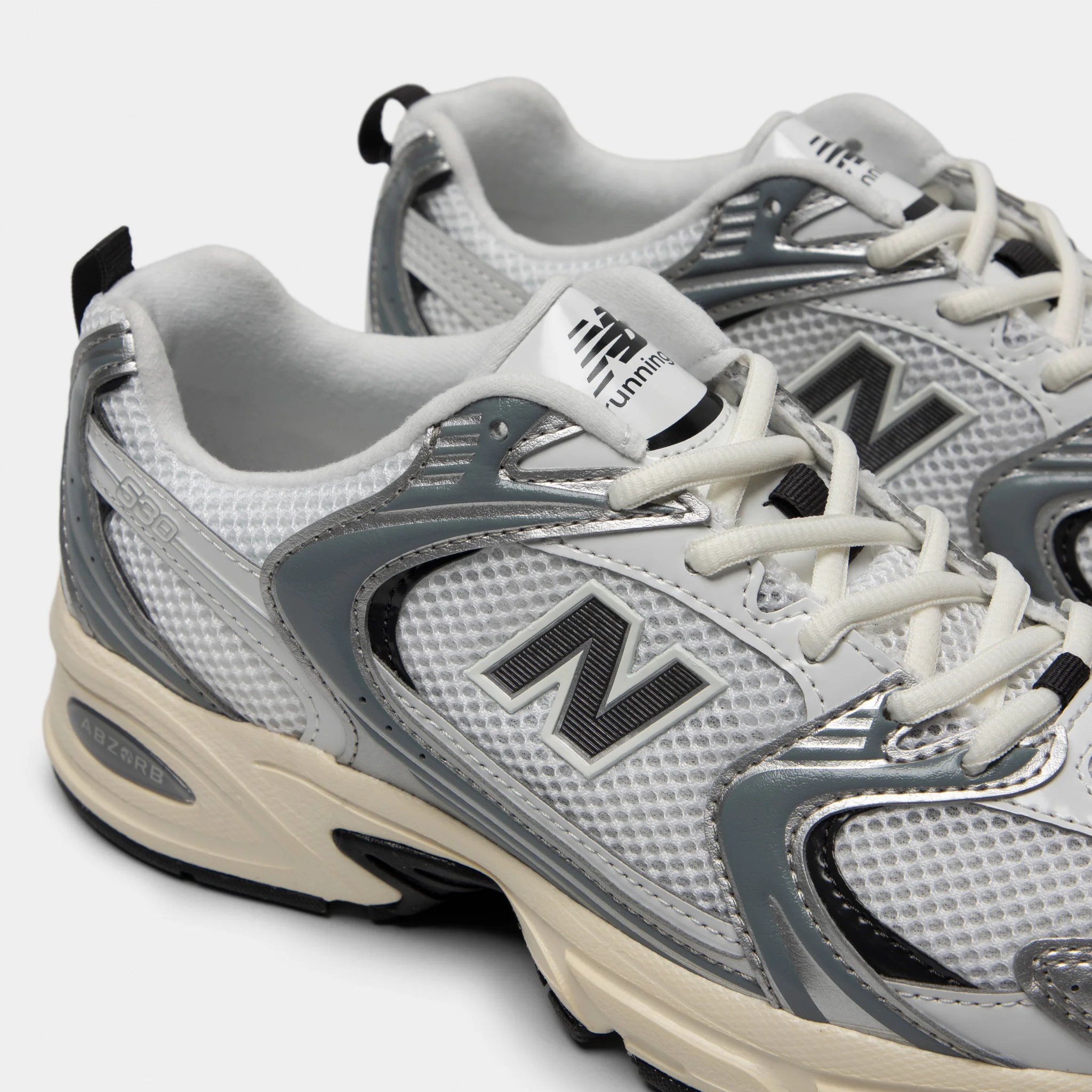 New Balance 530 Silver Metallic / Black Cement - Image 3