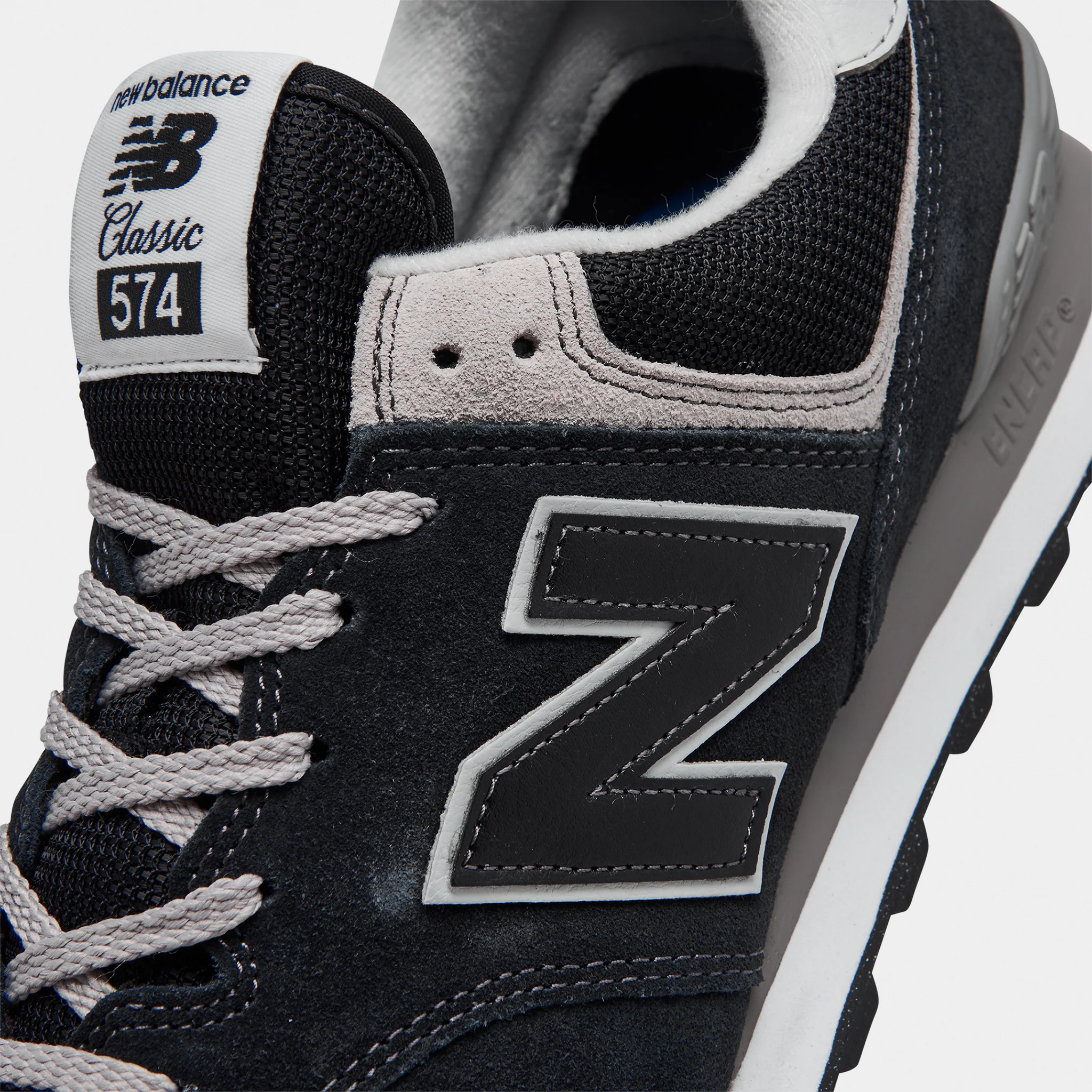 New Balance 574 Black / White - Image 3