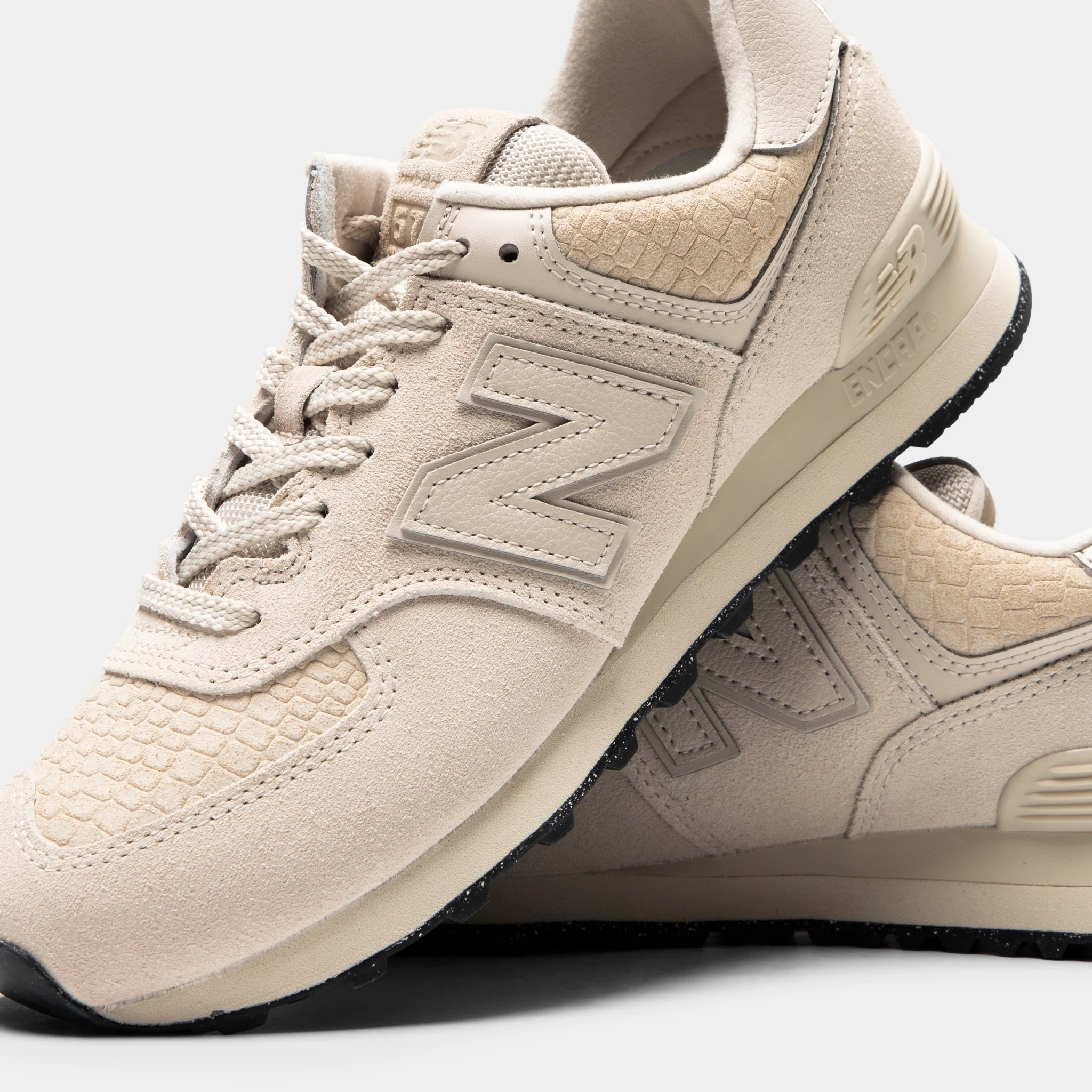 New Balance Women's 574 White / Bone - Image 3