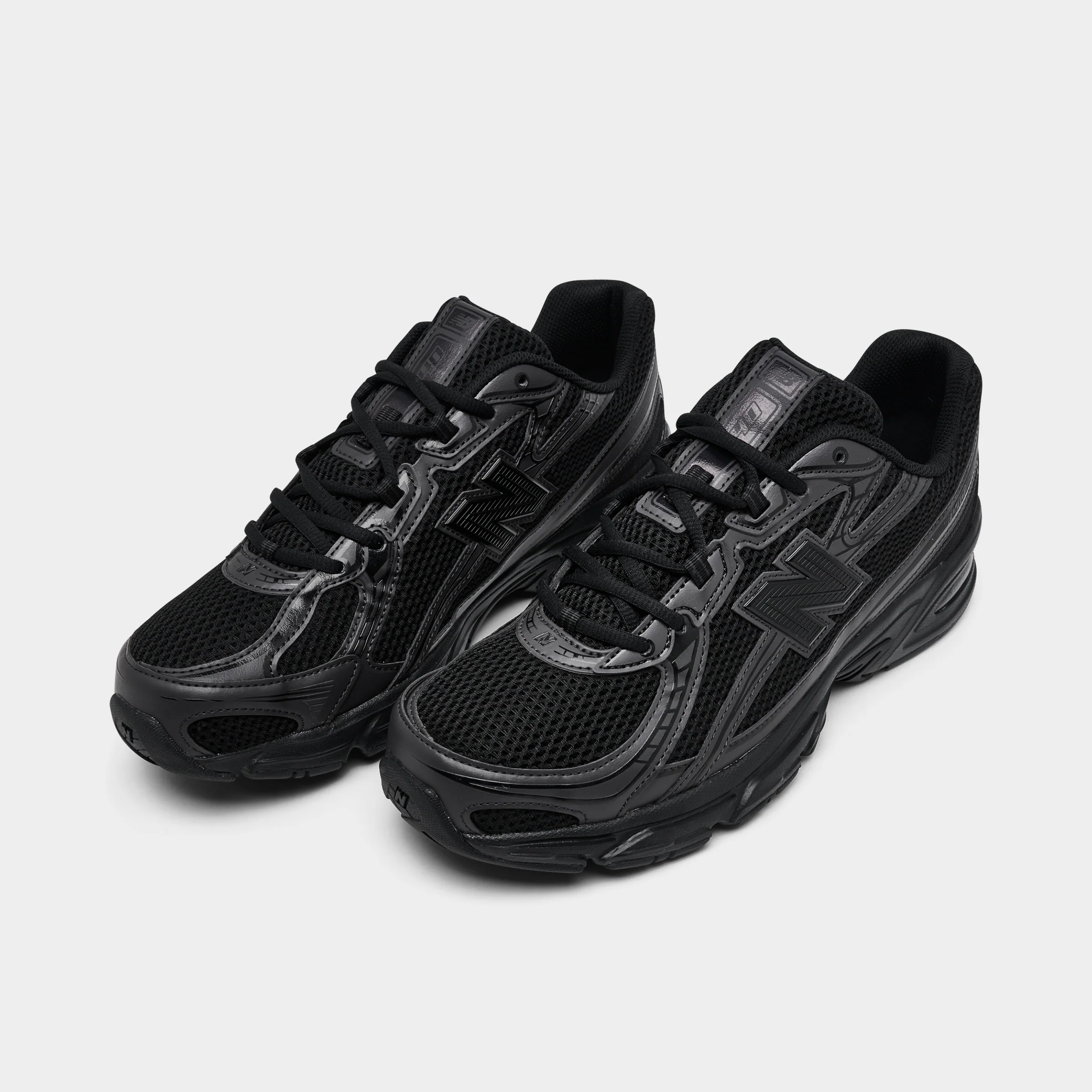 New Balance 740 Black / Black Cement - Image 2