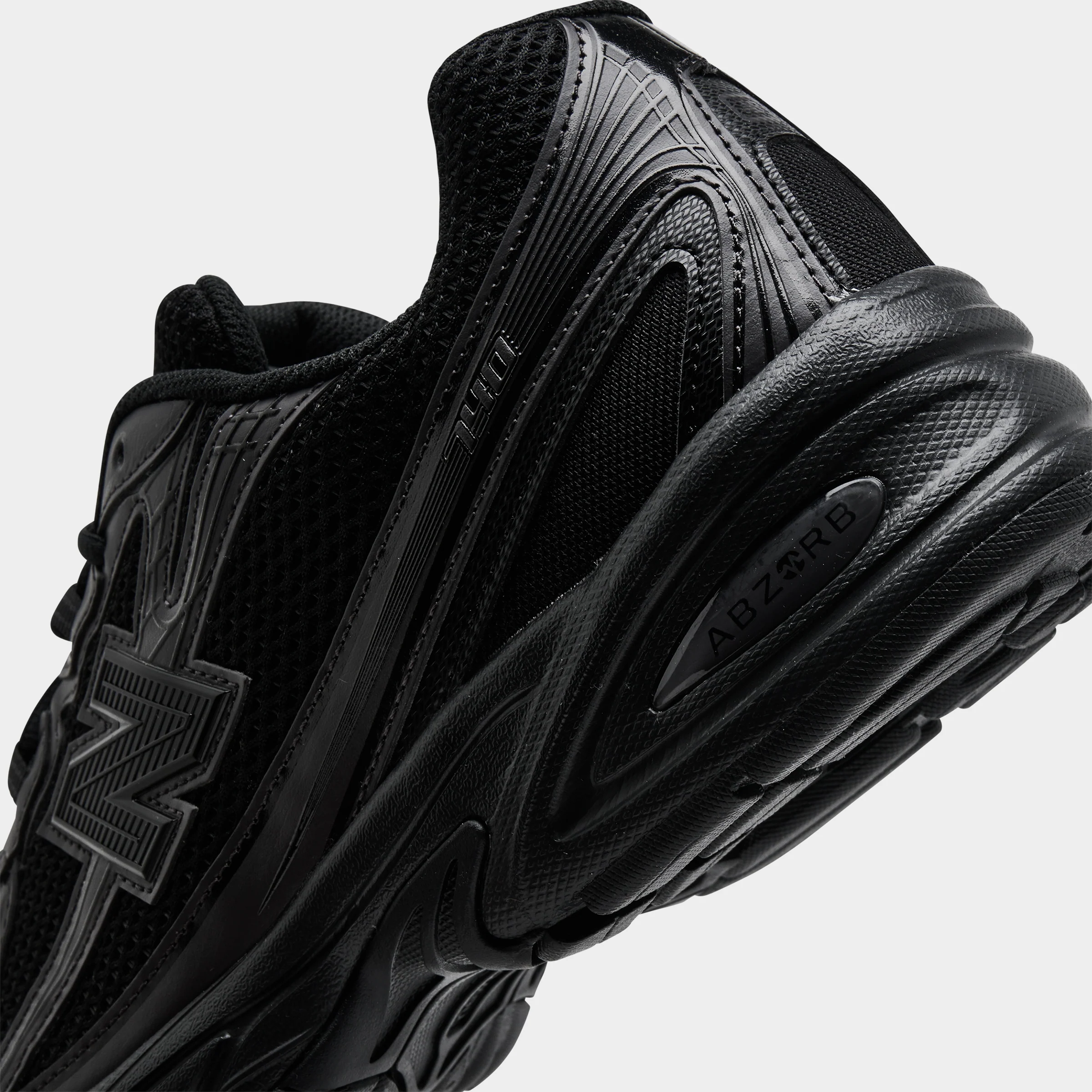 New Balance 740 Black / Black Cement - Image 3