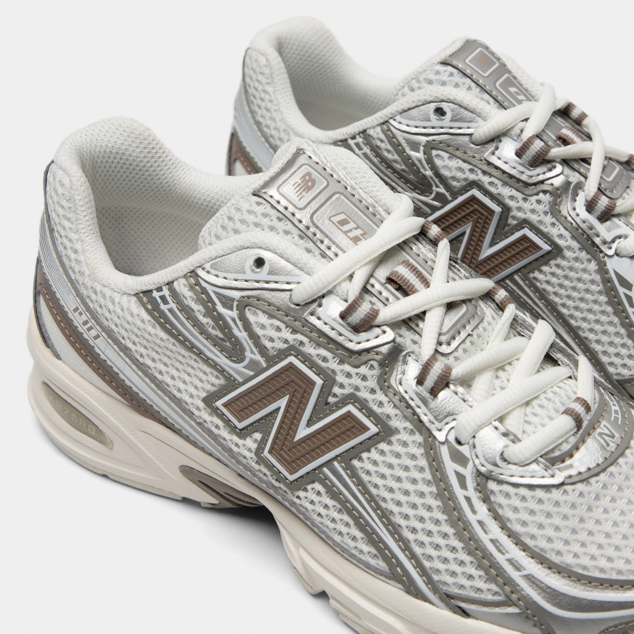 New Balance 740 Grey / Frosted Glass - Image 3