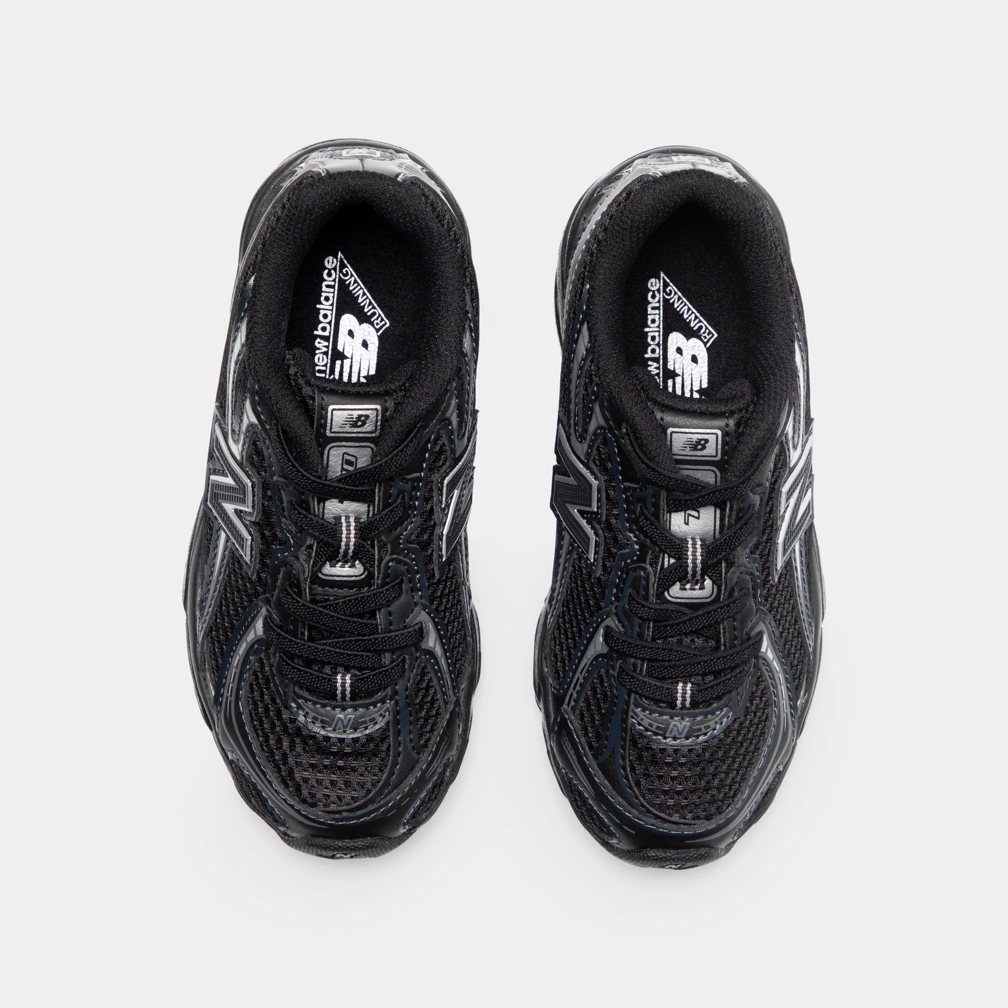New Balance Children's 740 Black / Silver Metallic - Image 5