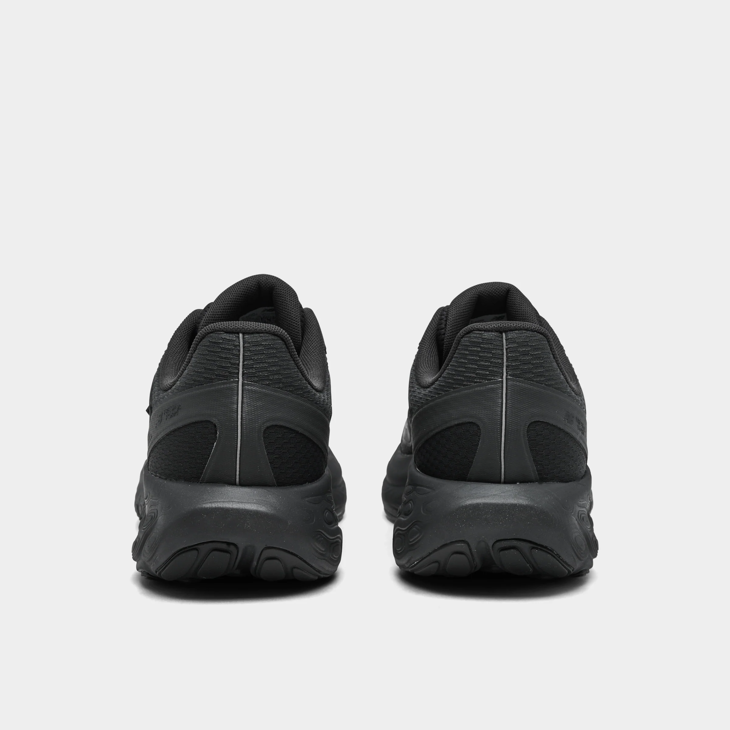 New Balance Fresh Foam Trainer Black / Grey - Image 4