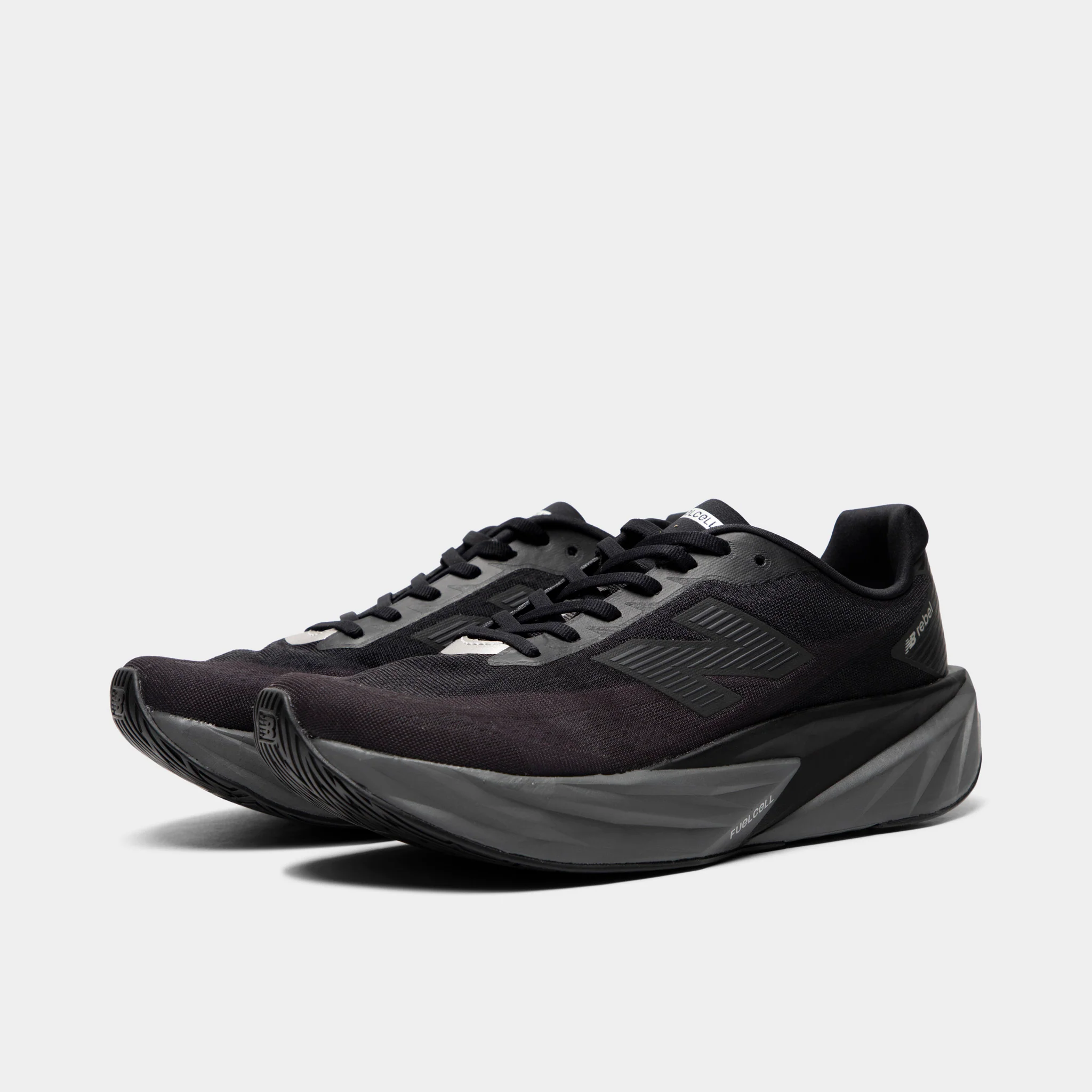 New Balance FuelCell Rebel v5 Black / Black - Image 2