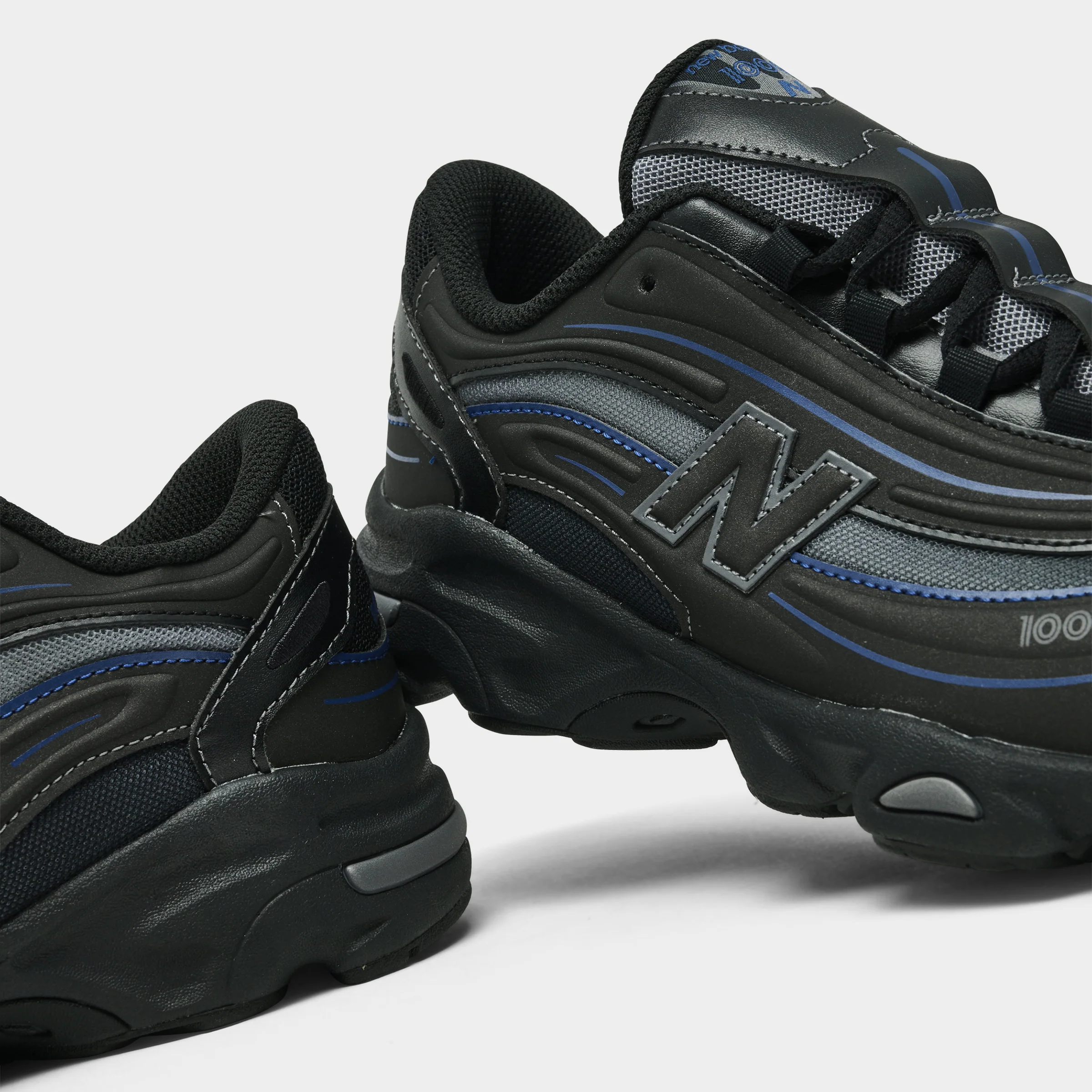 New Balance Juniors' 1000 Black / Galaxy Blue - Image 3