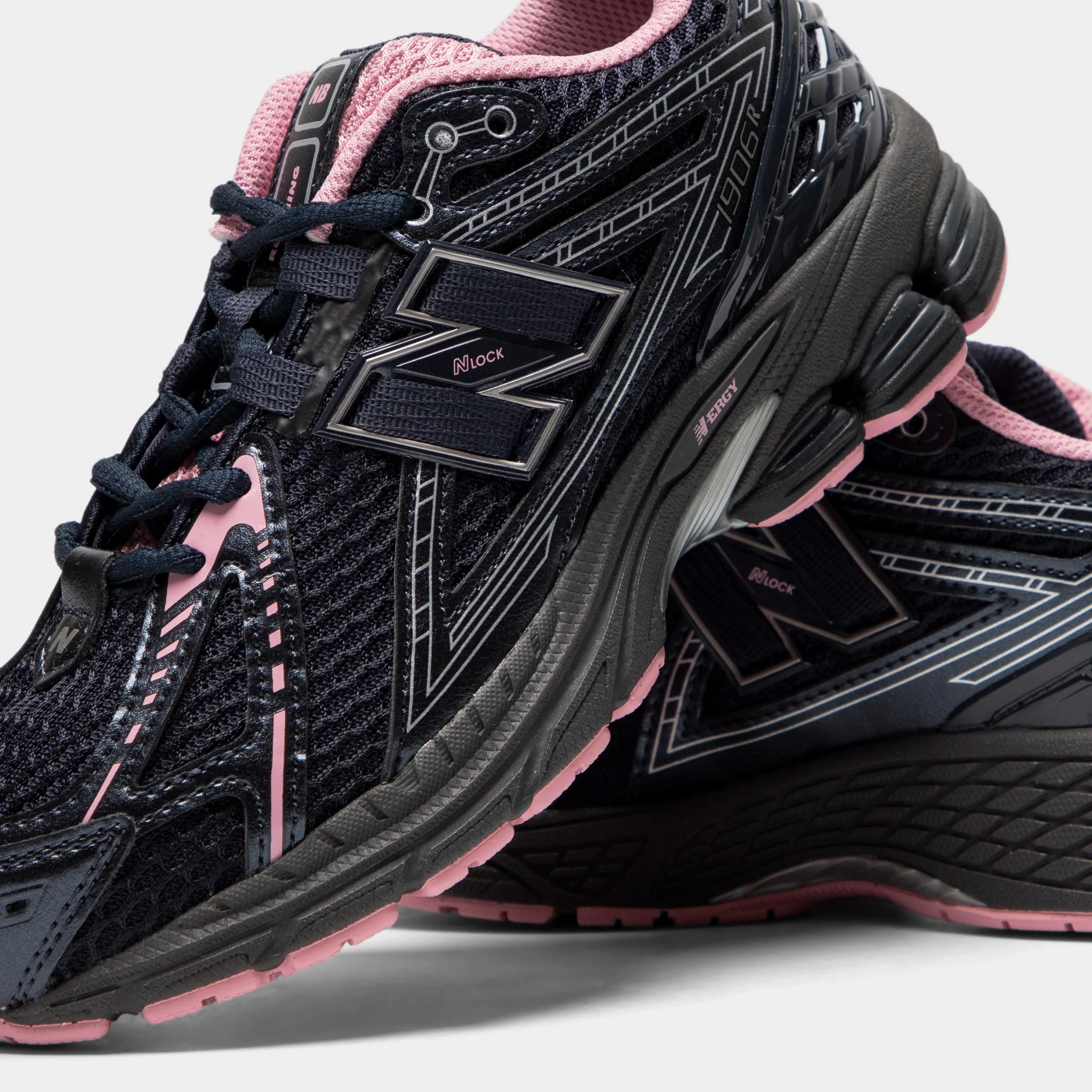 New Balance Juniors' 1906 Eclipse / Pink Taffy - Image 3